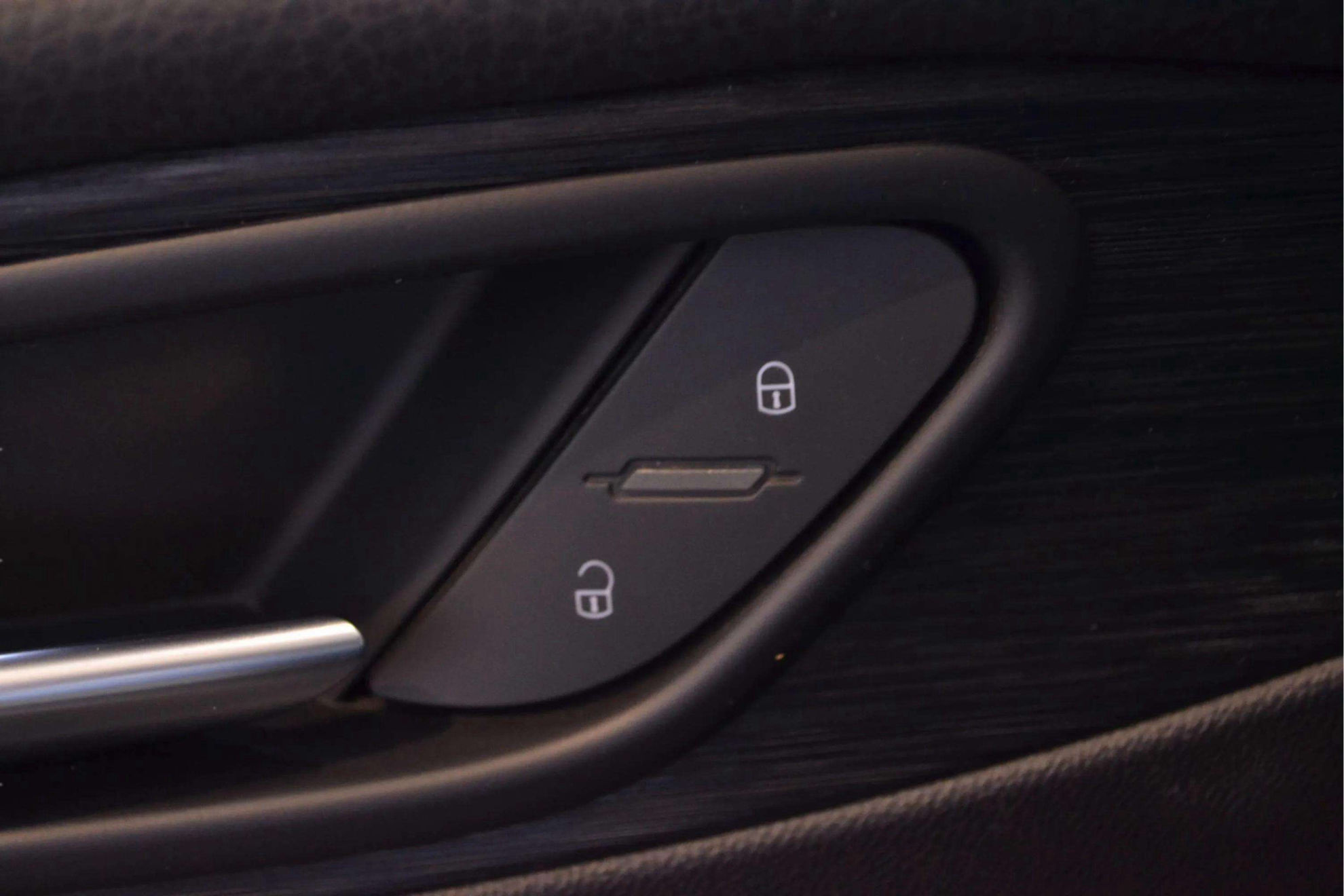 Alfa Romeo Stelvio 2.2 Diesel Sprint RWD - foto 12