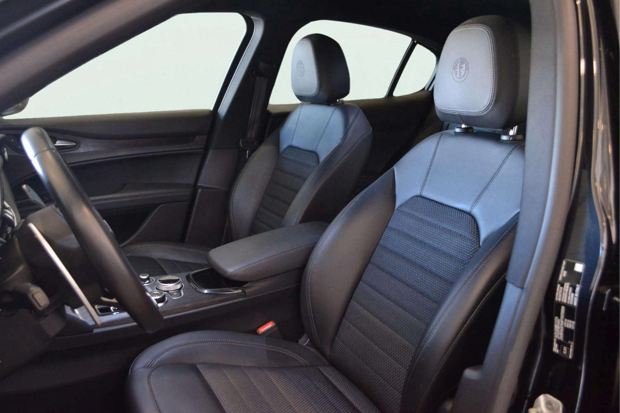 Alfa Romeo Stelvio 2.2 Diesel Sprint RWD - foto 15