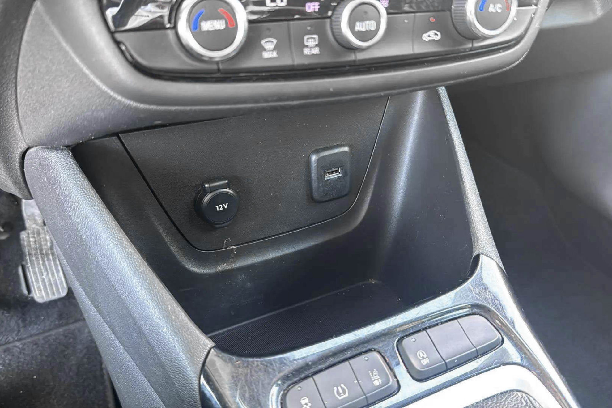 Opel Crossland 1.5D Elegance - foto 31