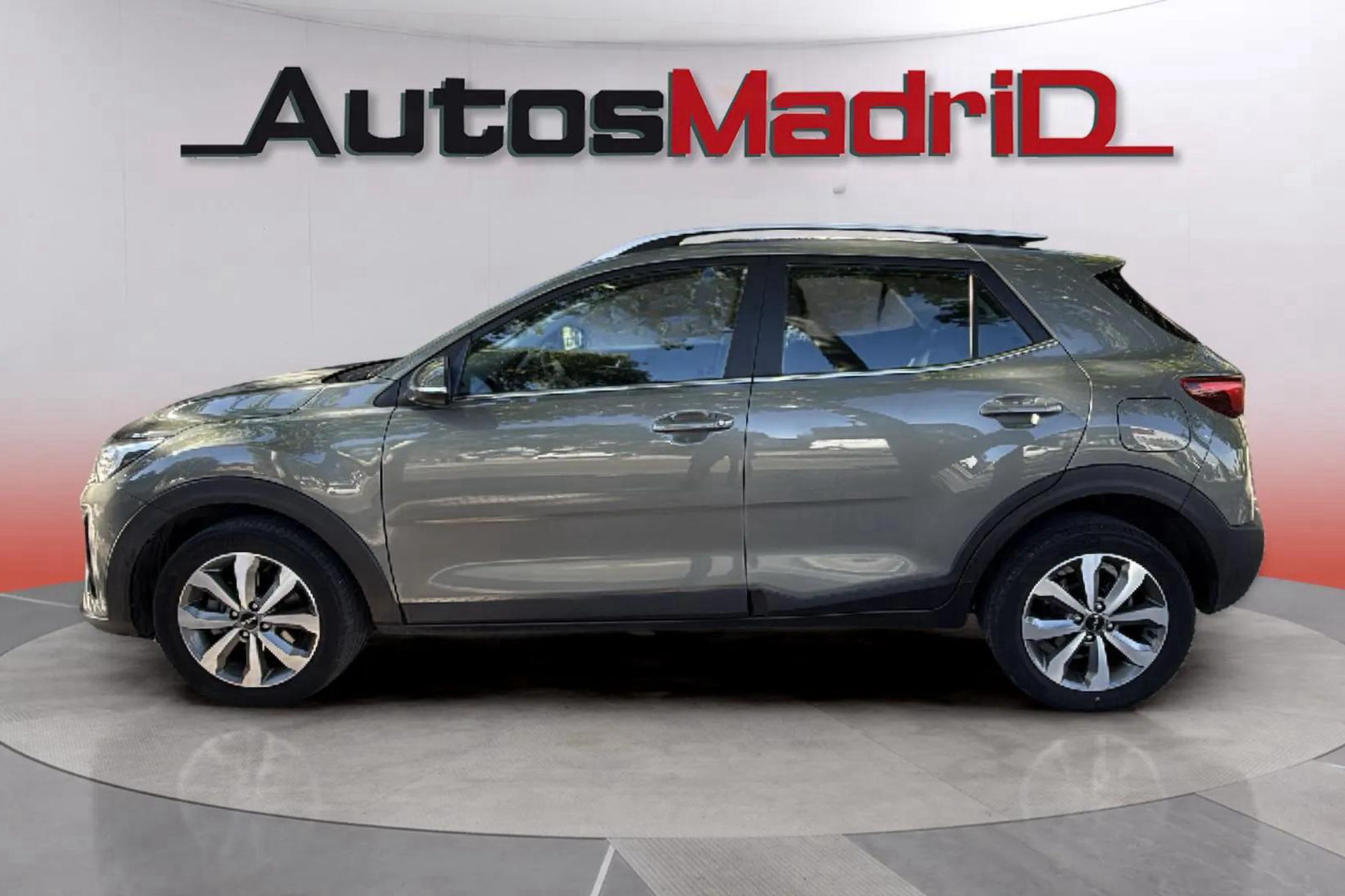 Kia Stonic 1.0 T-GDi MHEV iMT Drive - foto 3