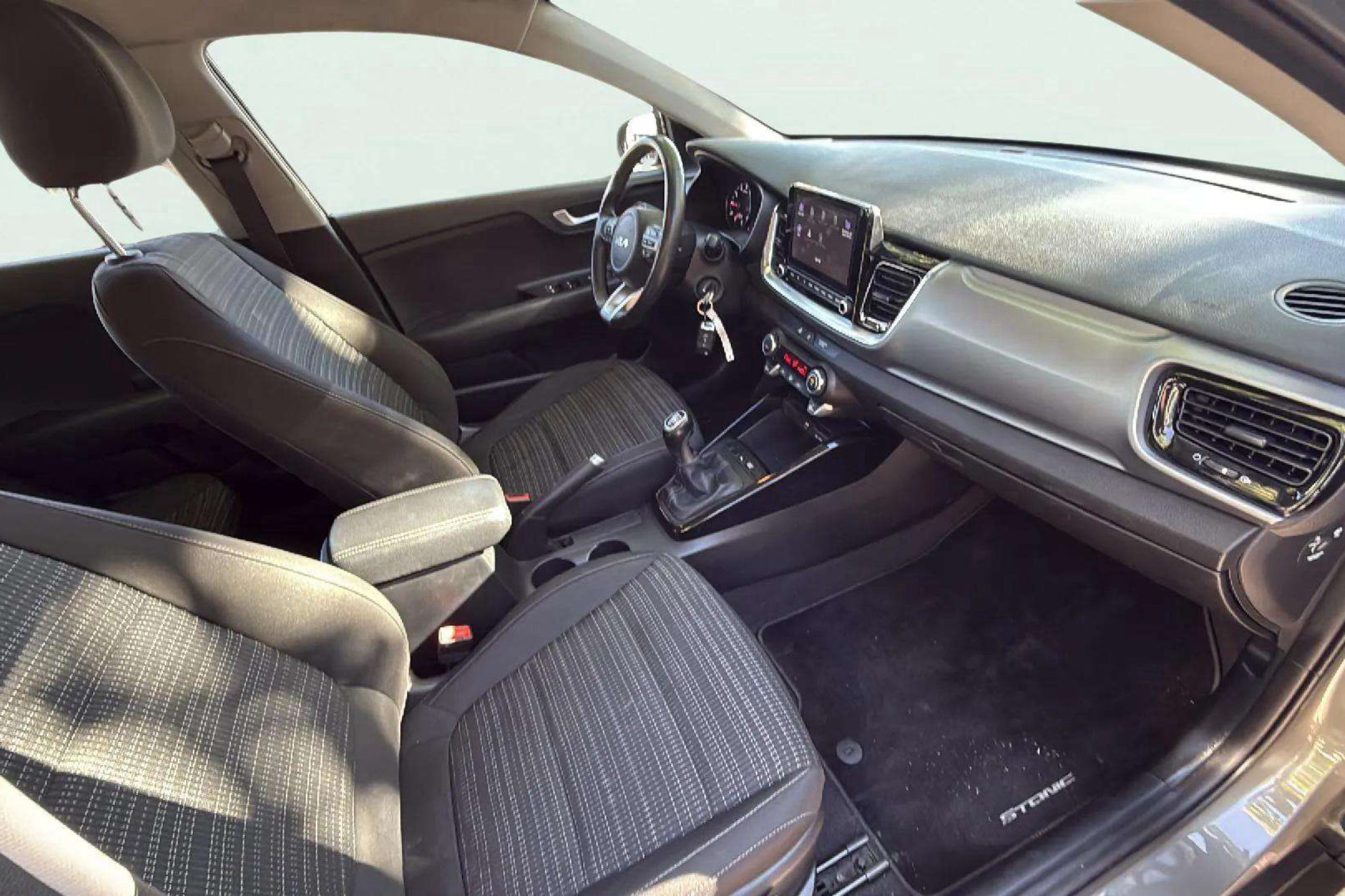 Kia Stonic 1.0 T-GDi MHEV iMT Drive - foto 12