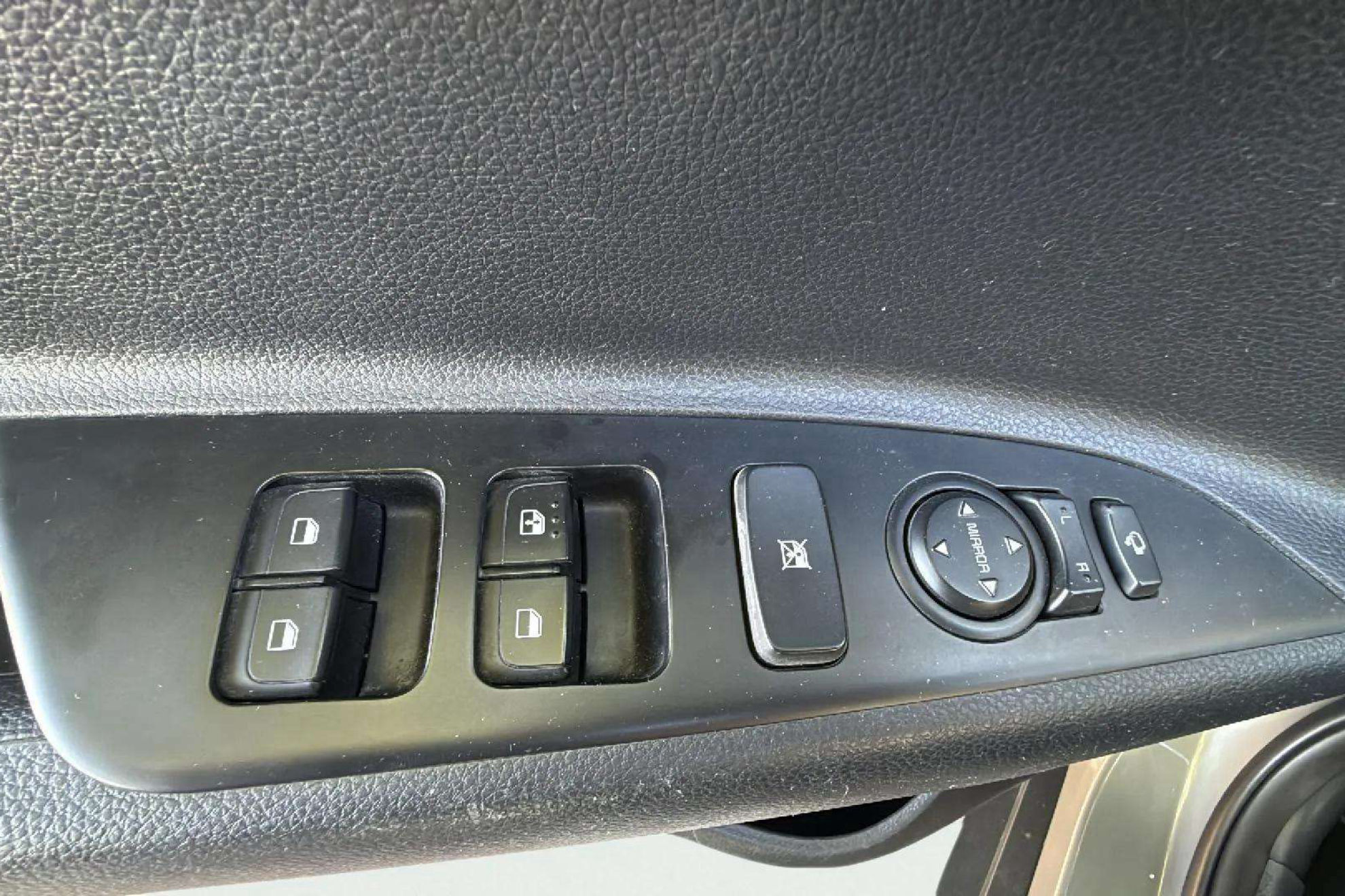 Kia Stonic 1.0 T-GDi MHEV iMT Drive - foto 18
