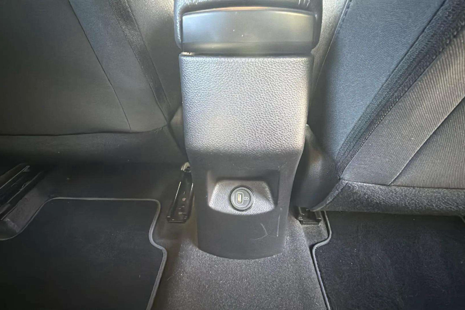 Kia Stonic 1.0 T-GDi MHEV iMT Drive - foto 34