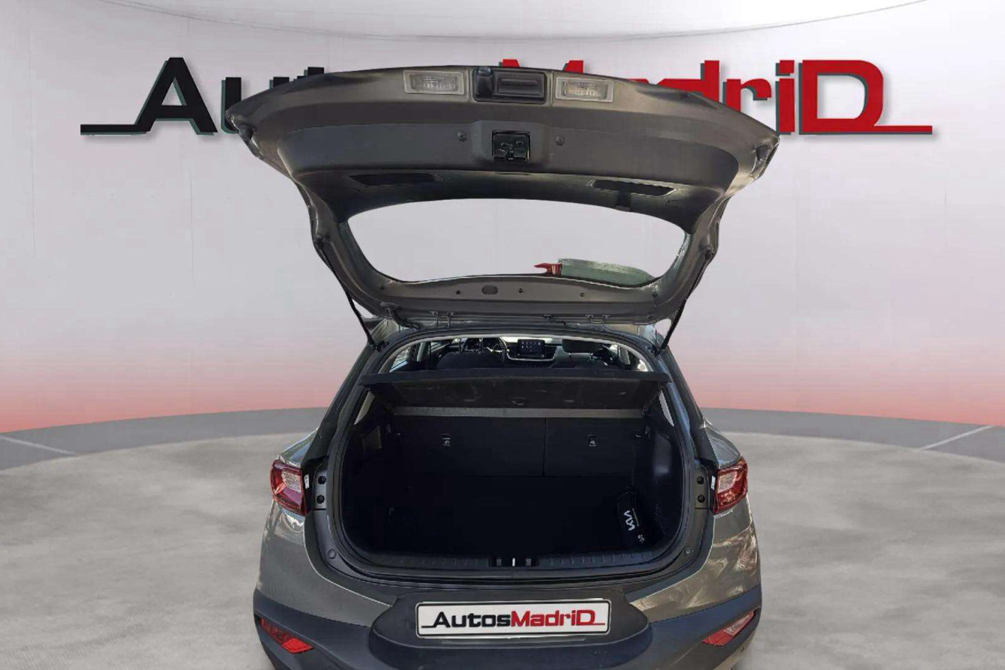 Kia Stonic 1.0 T-GDi MHEV iMT Drive - foto 37