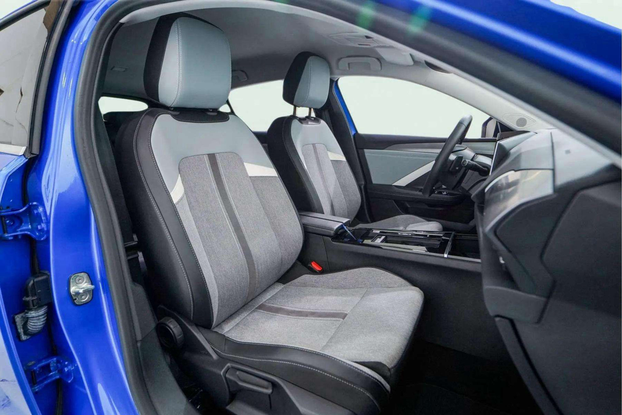 Opel Astra 1.5D DTH Elegance - foto 13