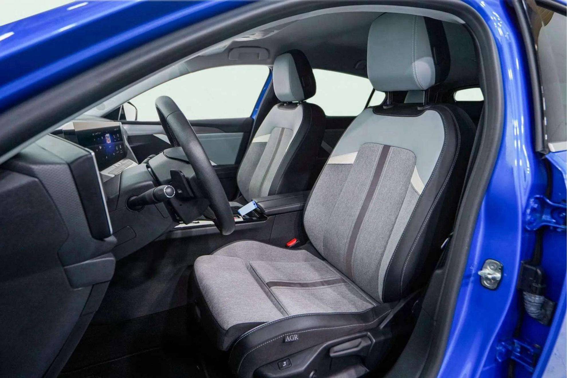 Opel Astra 1.5D DTH Elegance - foto 11