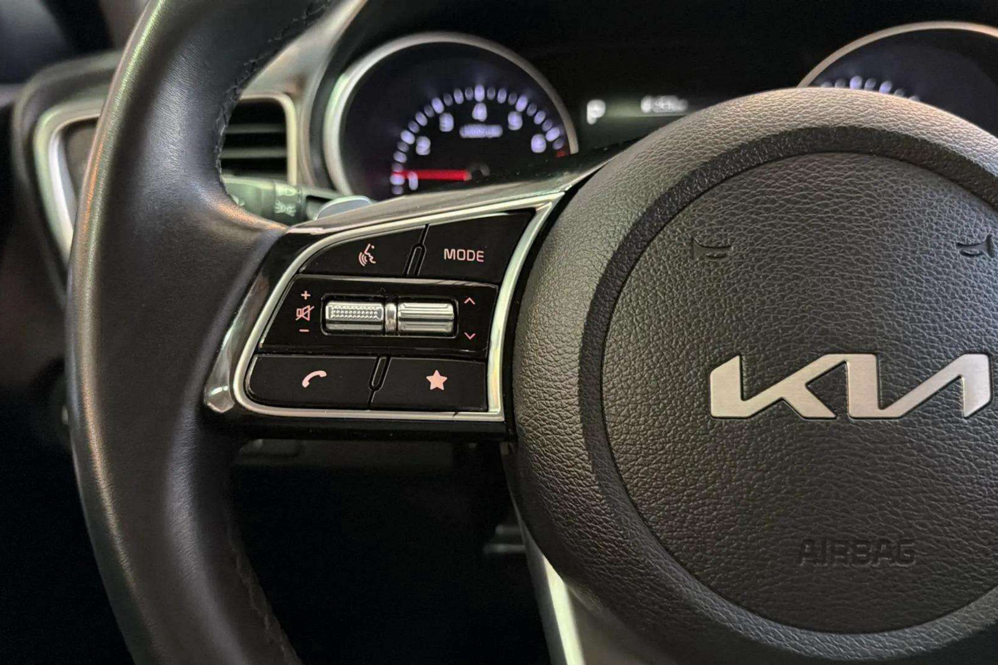 Kia Ceed 1.0 MHEV Drive DCT - foto 21