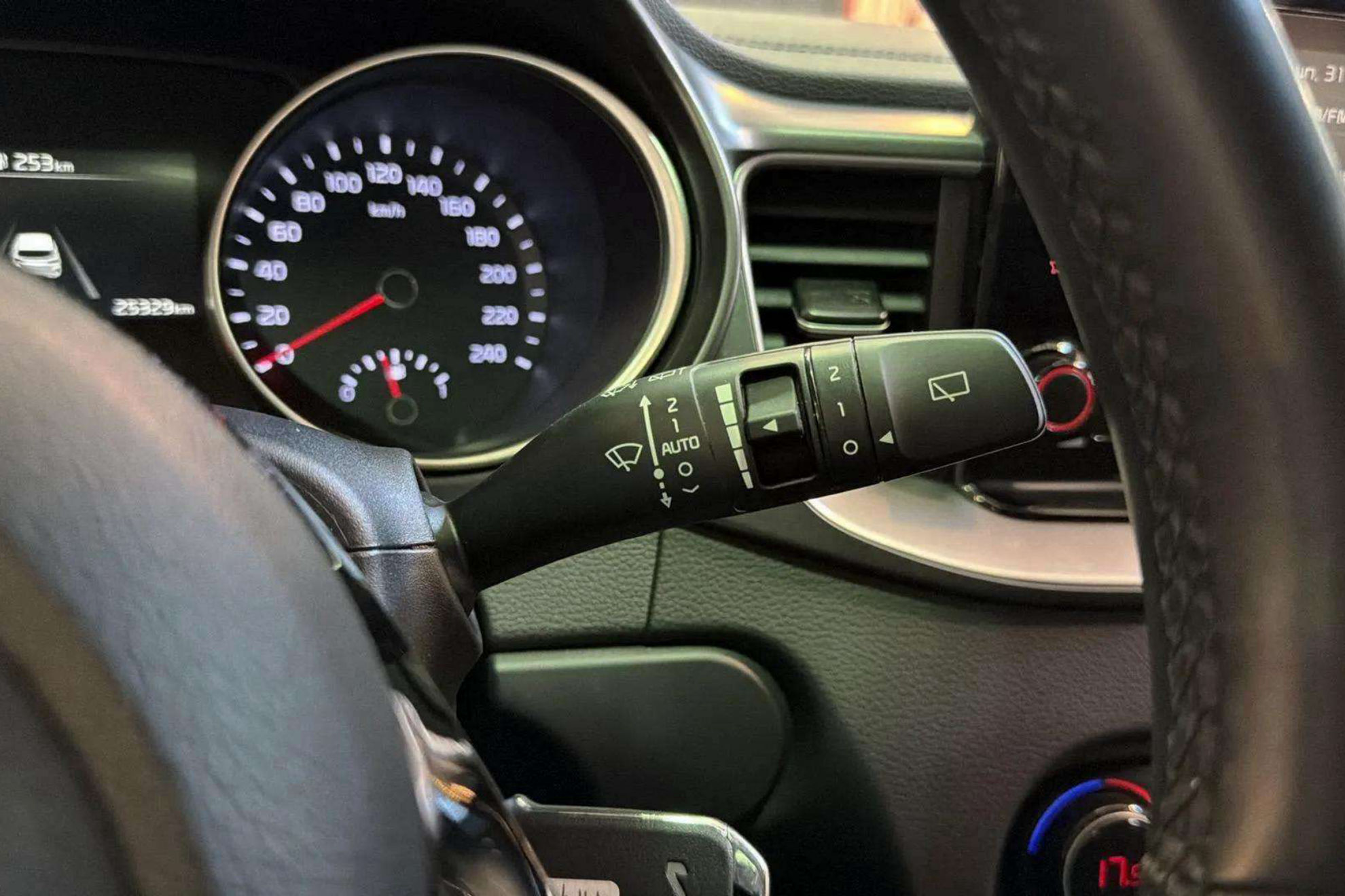 Kia Ceed 1.0 MHEV Drive DCT - foto 18