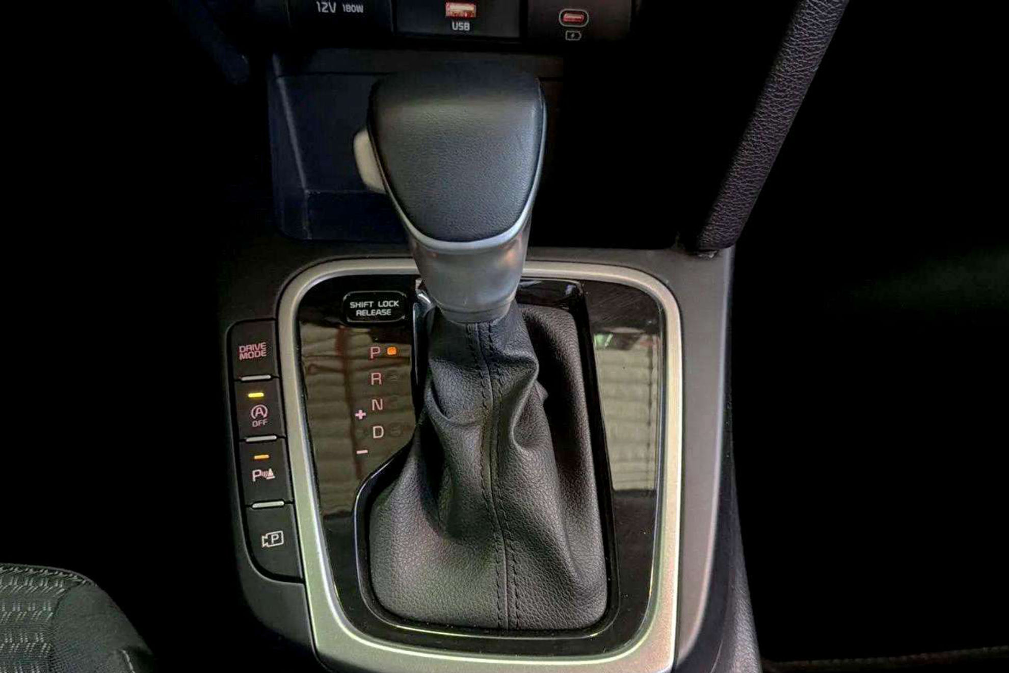 Kia Ceed 1.0 MHEV Drive DCT - foto 27