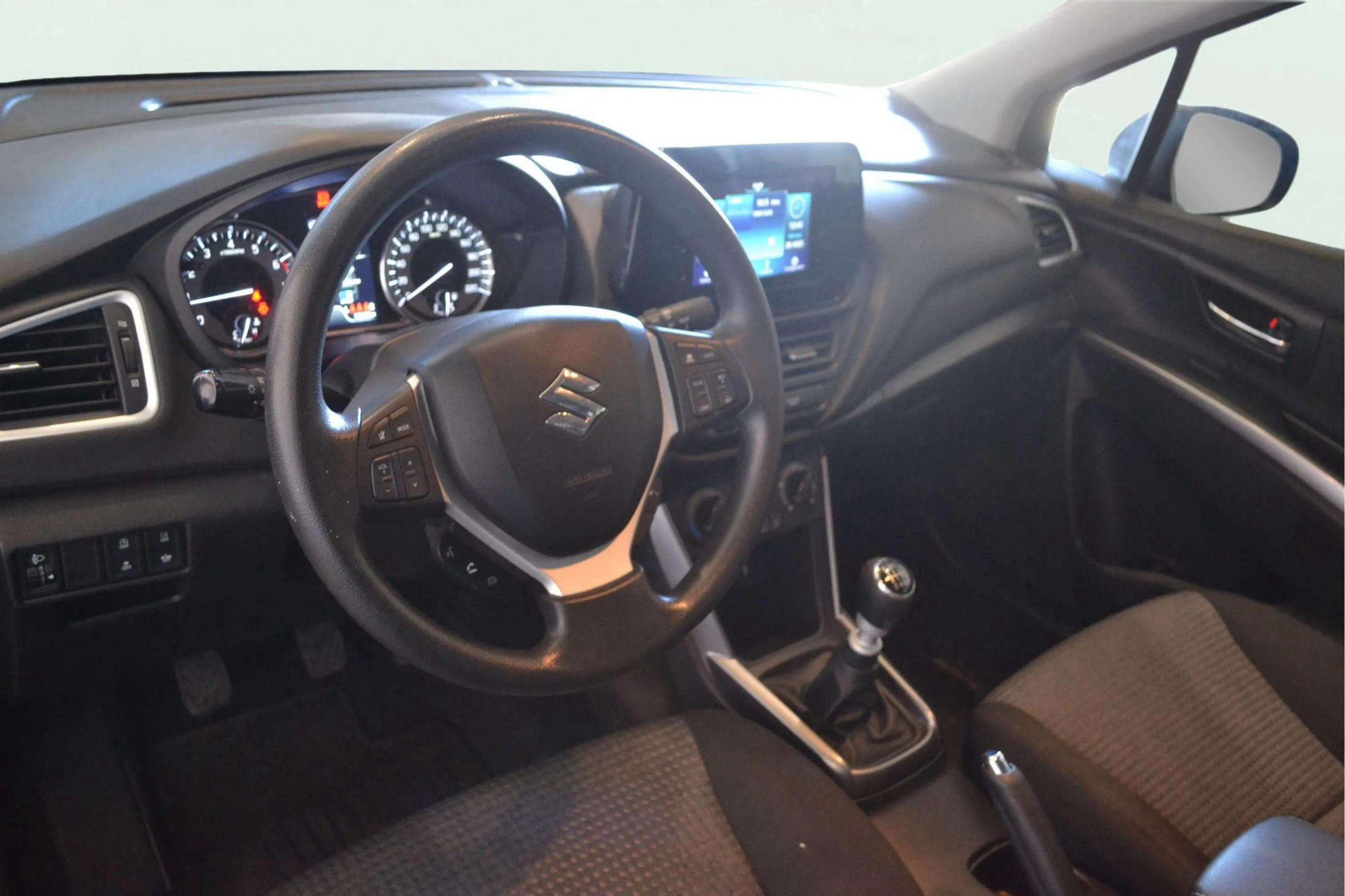 Suzuki S-Cross 1.4T S1 Mild Hybrid - foto 13