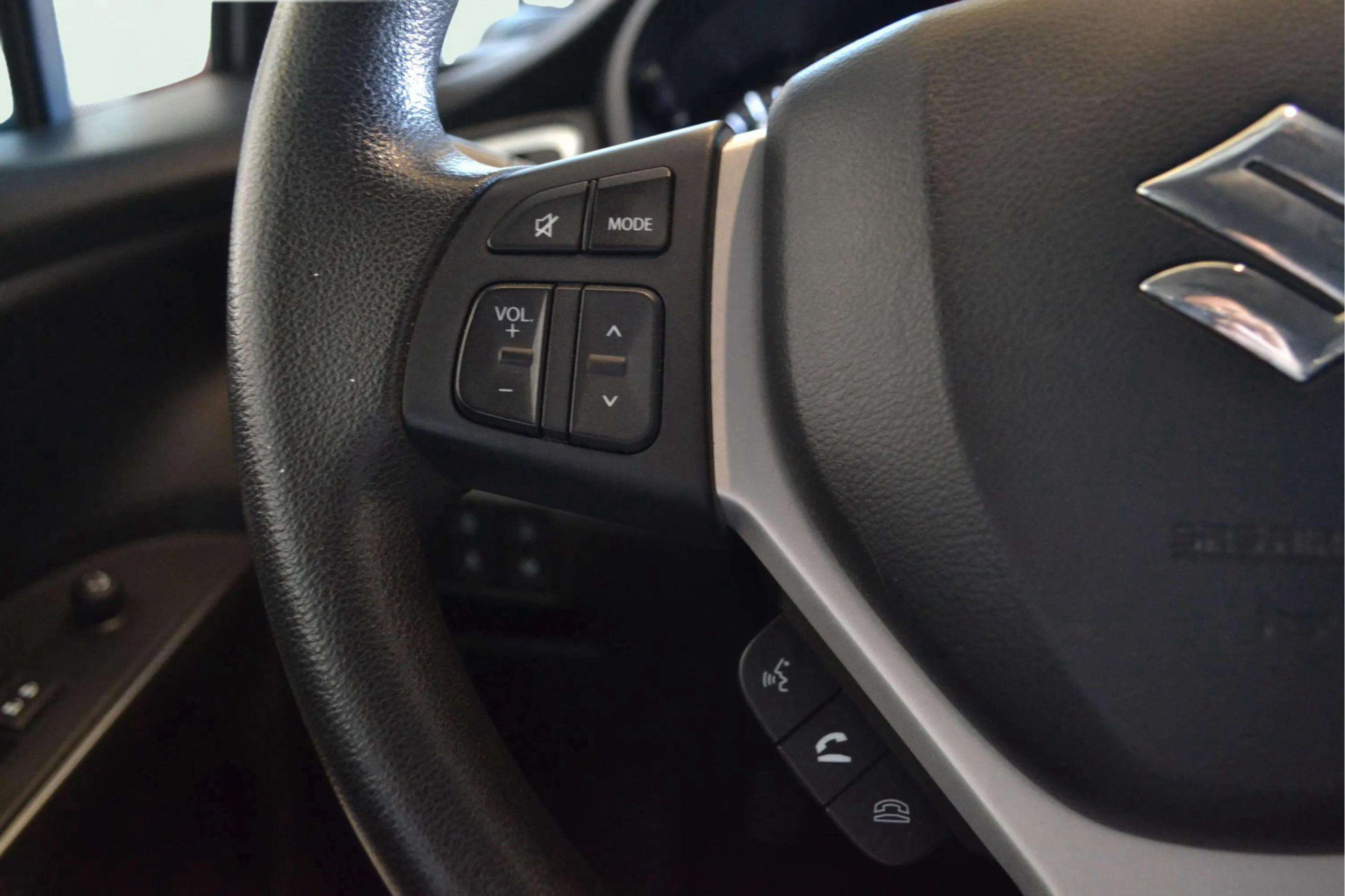 Suzuki S-Cross 1.4T S1 Mild Hybrid - foto 17