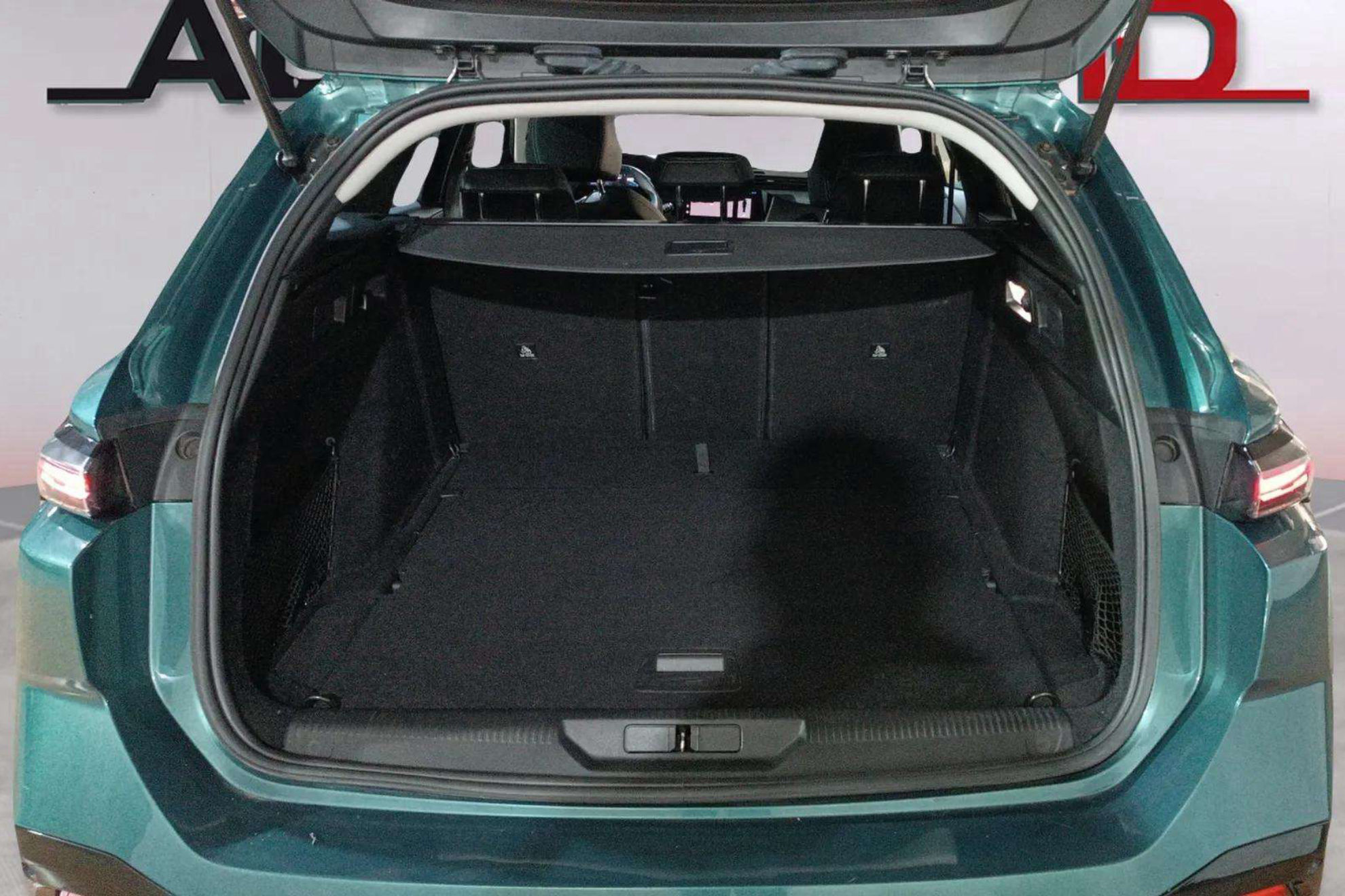 Peugeot 308 Allure Pack BlueHDi 130 - foto 23