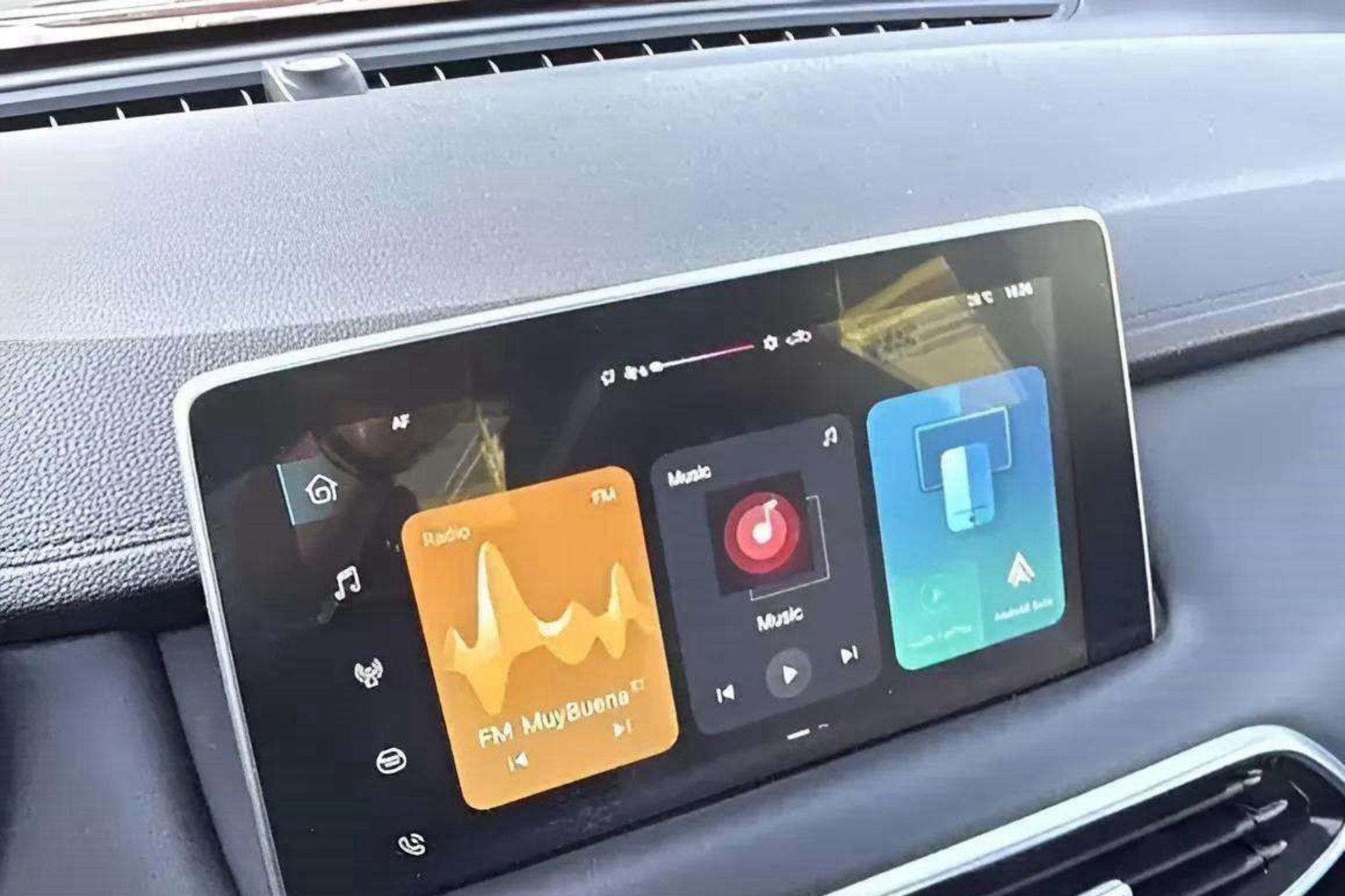 MG HS 1.5 Turbo GDI Luxury - foto 11