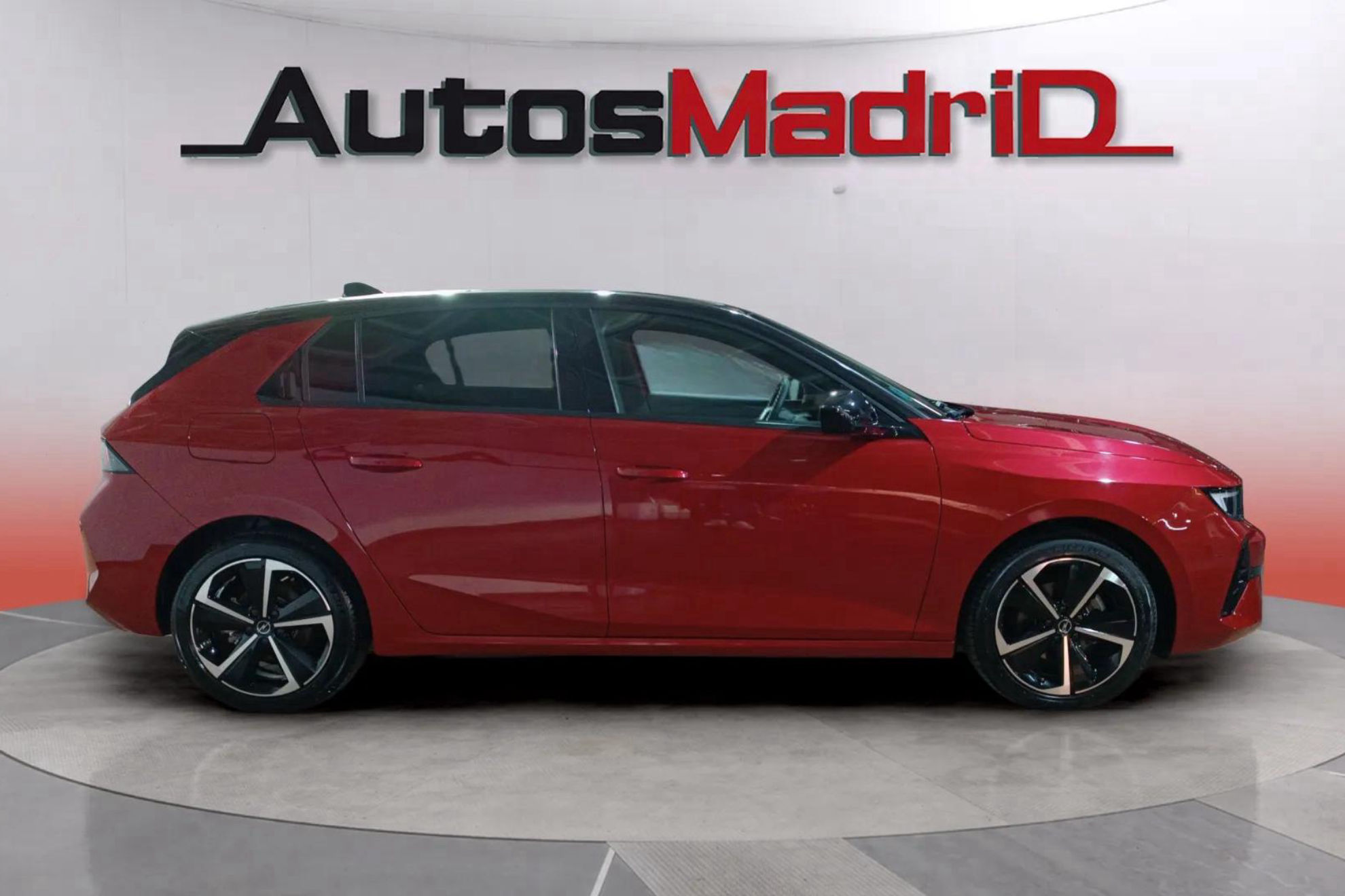 Opel Astra 1.2T XHT GS - foto 9