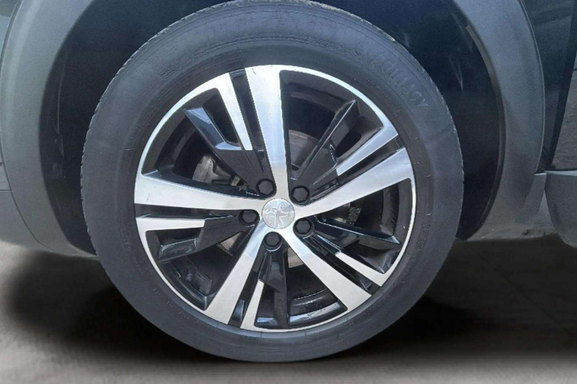 Peugeot 5008 1.5 BlueHDi GT EAT8 - foto 9