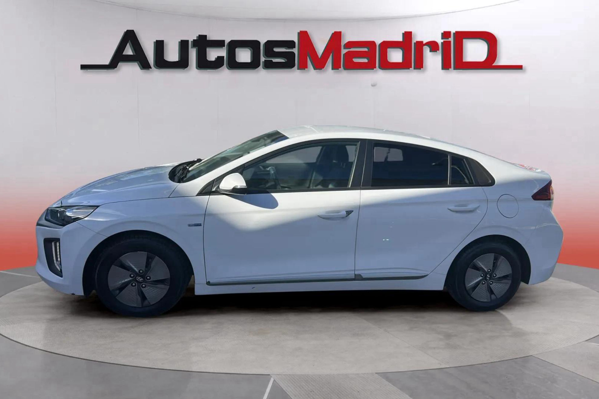 Hyundai Ioniq 1.6 GDI HEV Tecno DCT - foto 4
