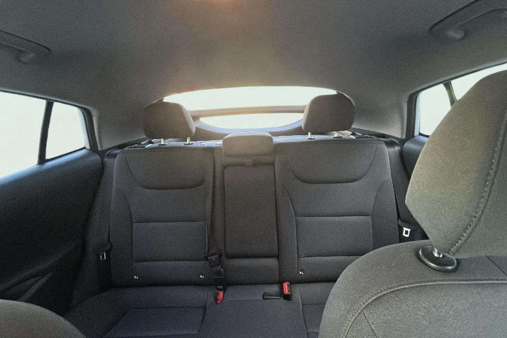 Hyundai Ioniq 1.6 GDI HEV Tecno DCT - foto 12