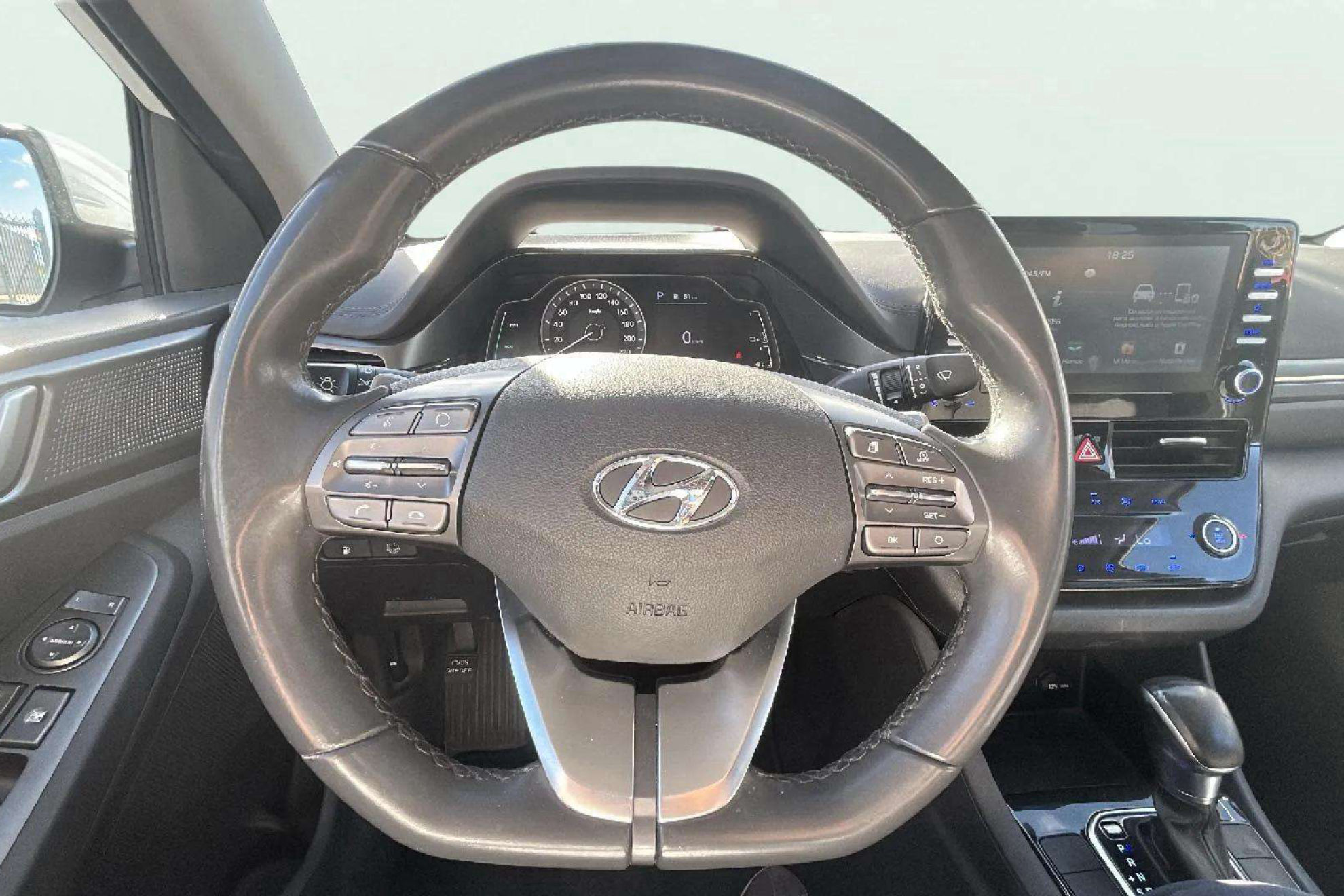 Hyundai Ioniq 1.6 GDI HEV Tecno DCT - foto 16