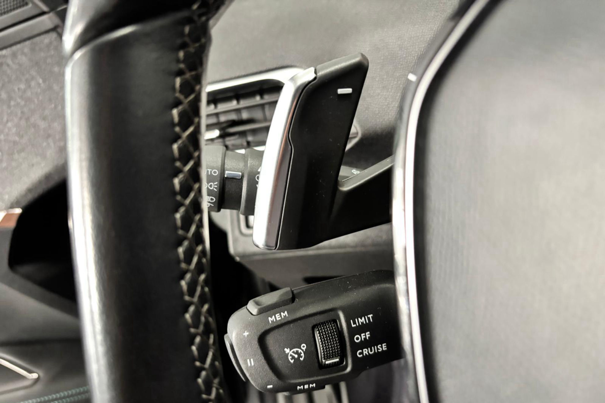 Peugeot 3008 225 e-EAT8 Allure - foto 18