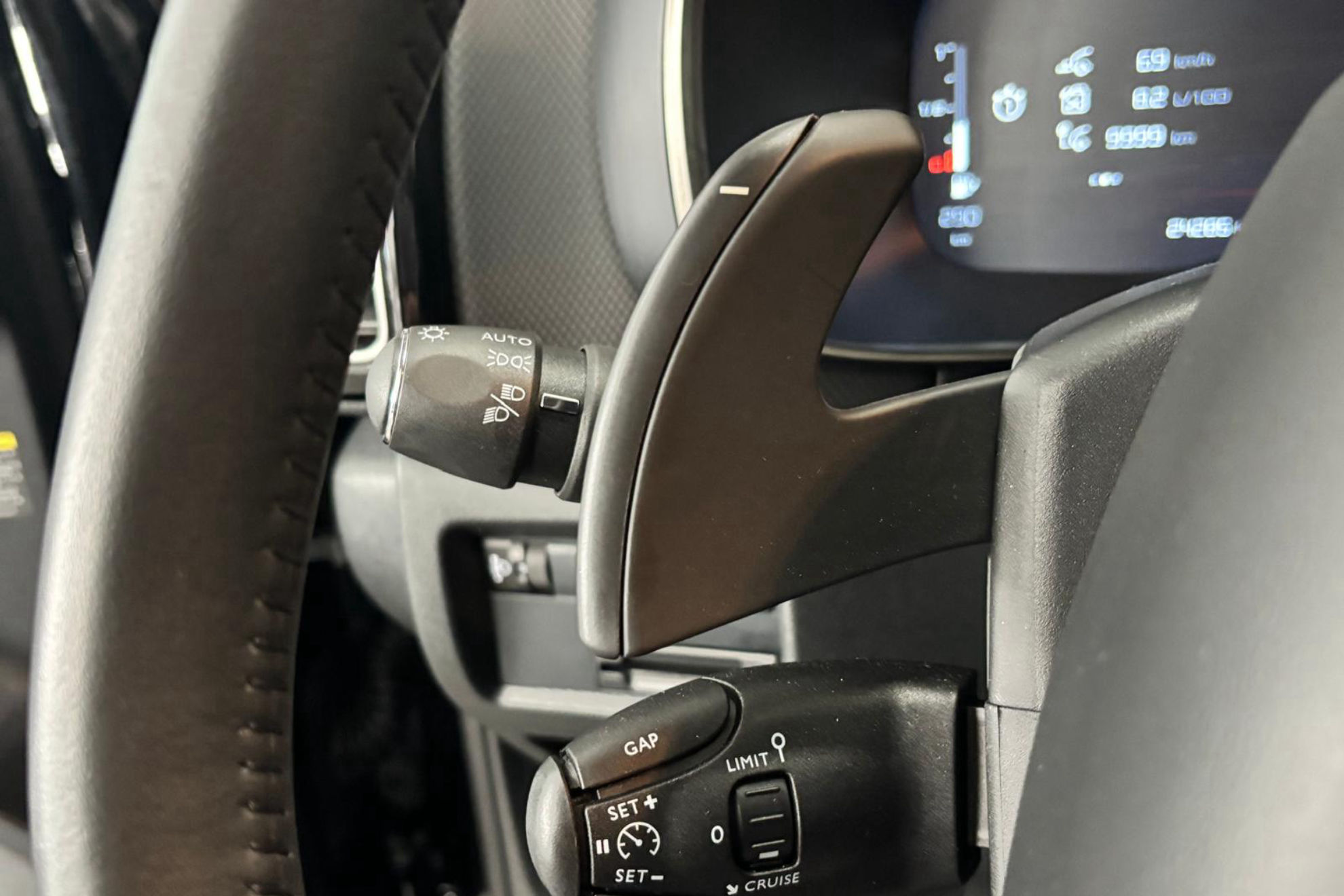 Citroën C5 Aircross Hybrid e-DCS6 Plus - foto 18