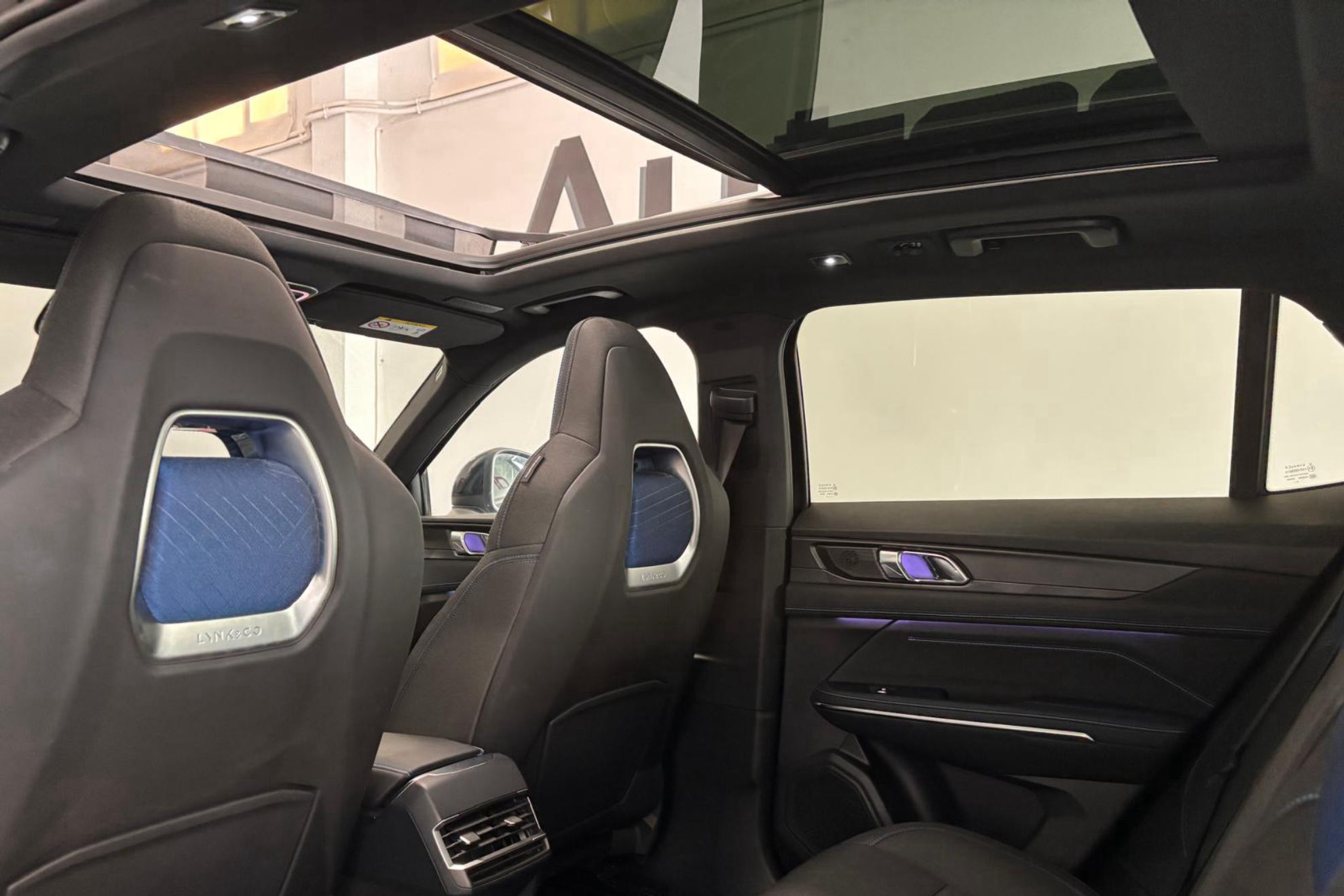Lynk & Co 01 1.5 PHEV 6.6 - foto 21