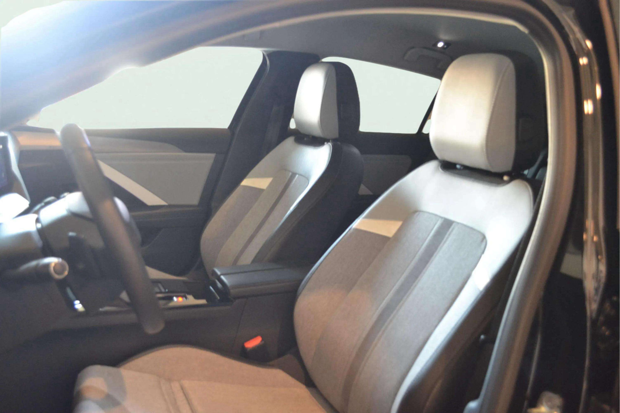 Opel Astra 1.5D DTH Elegance - foto 13