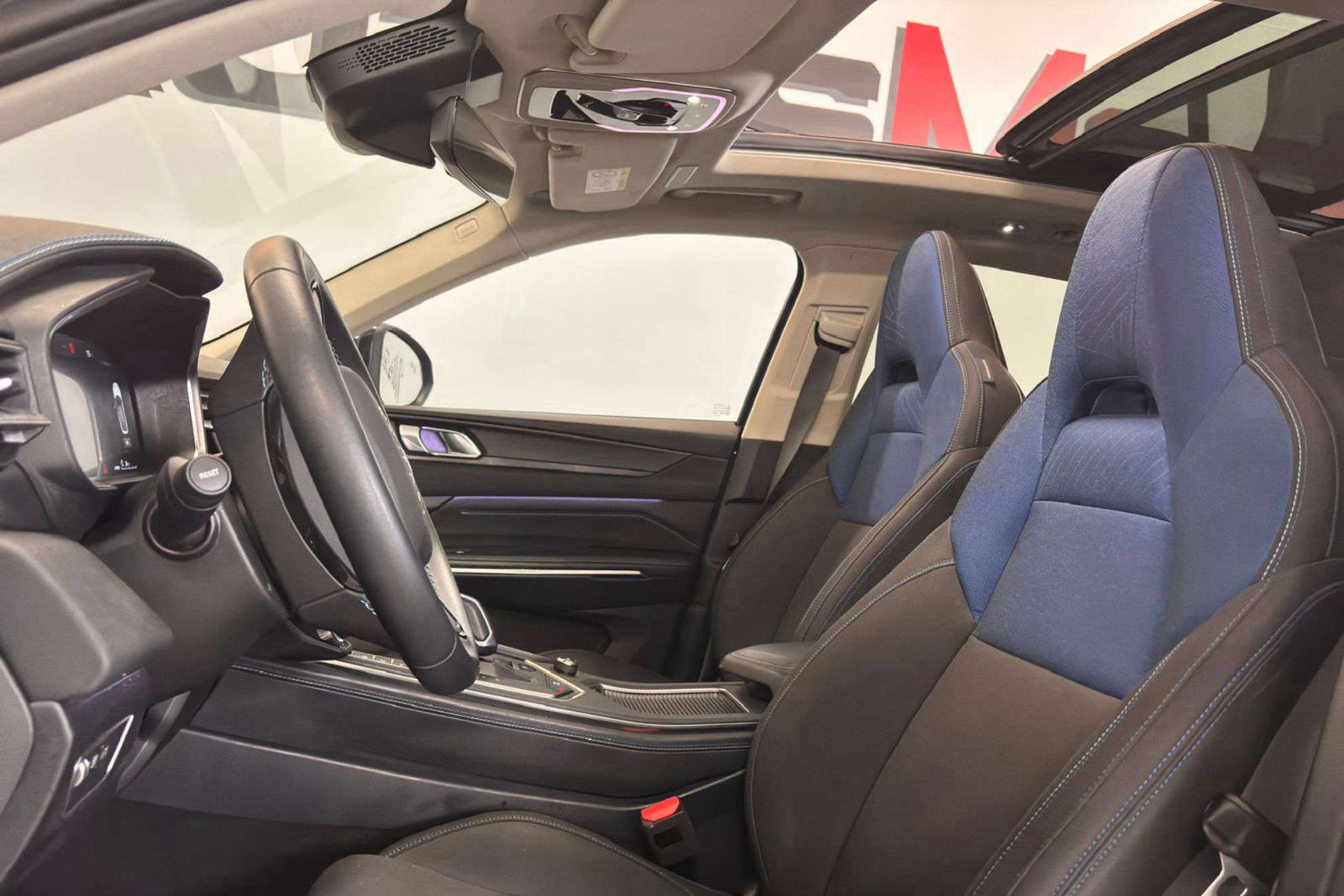 Lynk & Co 01 1.5 PHEV - foto 12