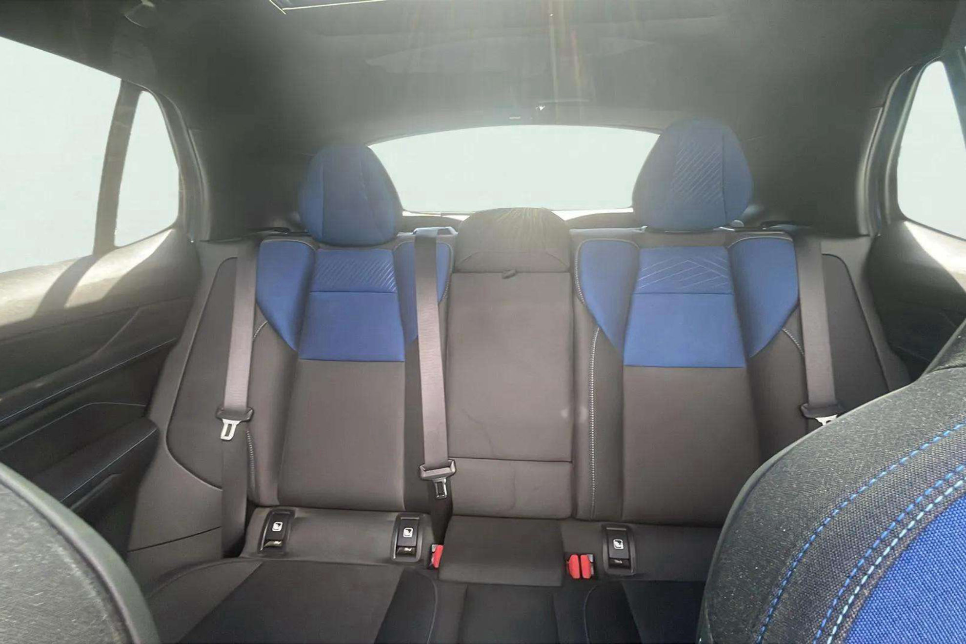 Lynk & Co 01 1.5 PHEV - foto 15