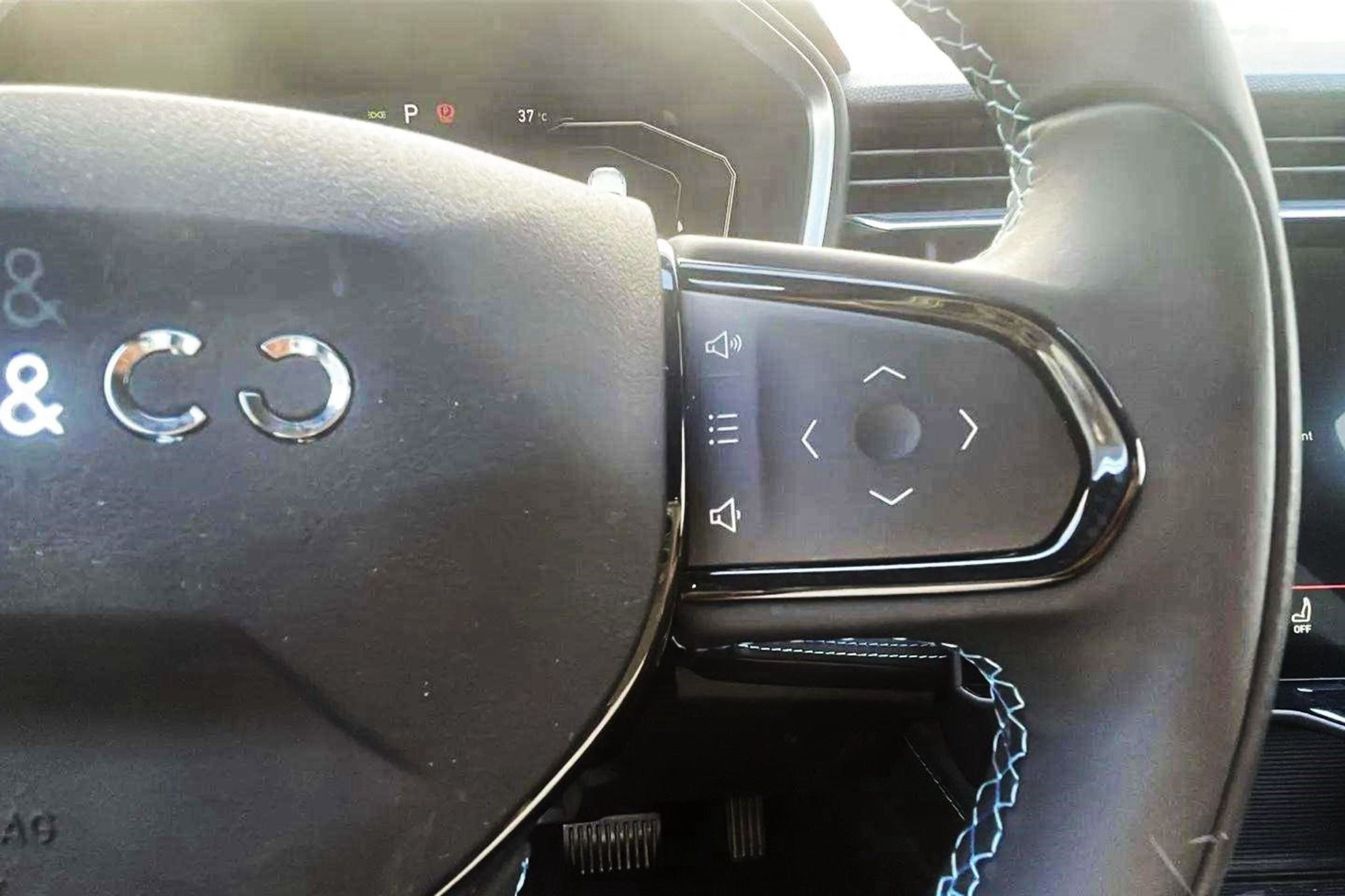 Lynk & Co 01 1.5 PHEV - foto 21