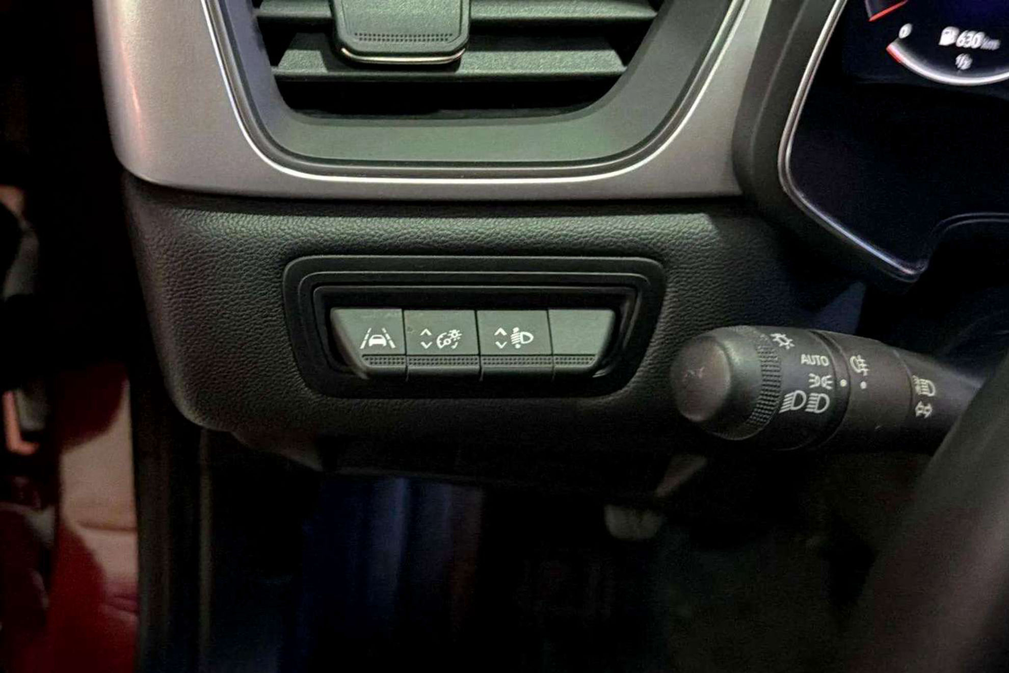Renault Captur techno TCe - foto 16