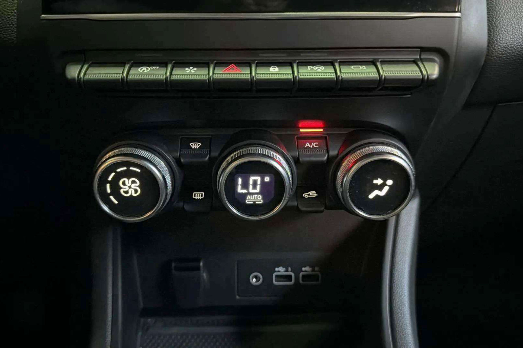 Renault Captur techno TCe - foto 25