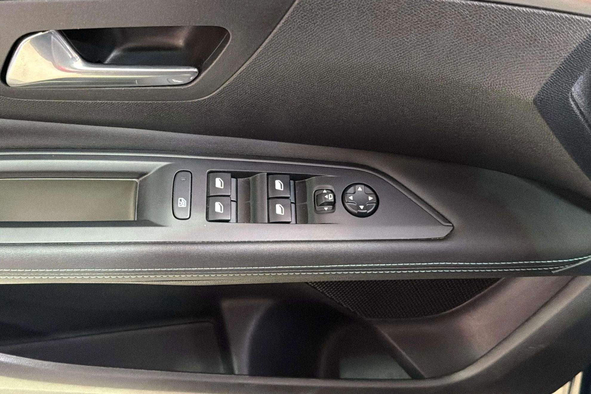 Peugeot 3008 225 e-EAT8 Allure - foto 14