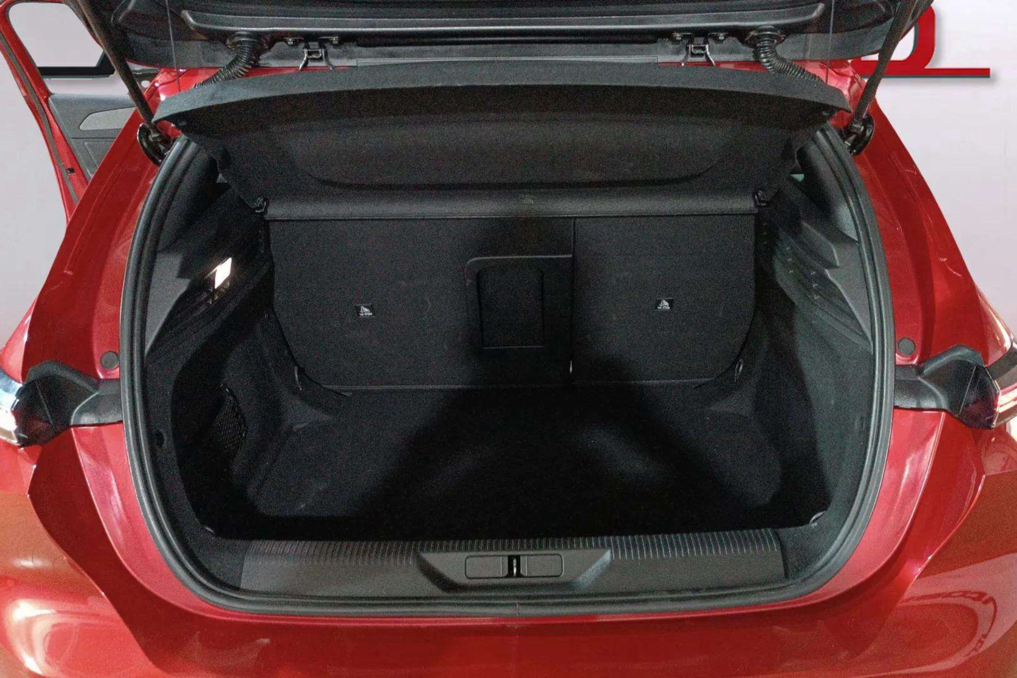 Peugeot 308 Allure PureTech 130 EAT8 - foto 7