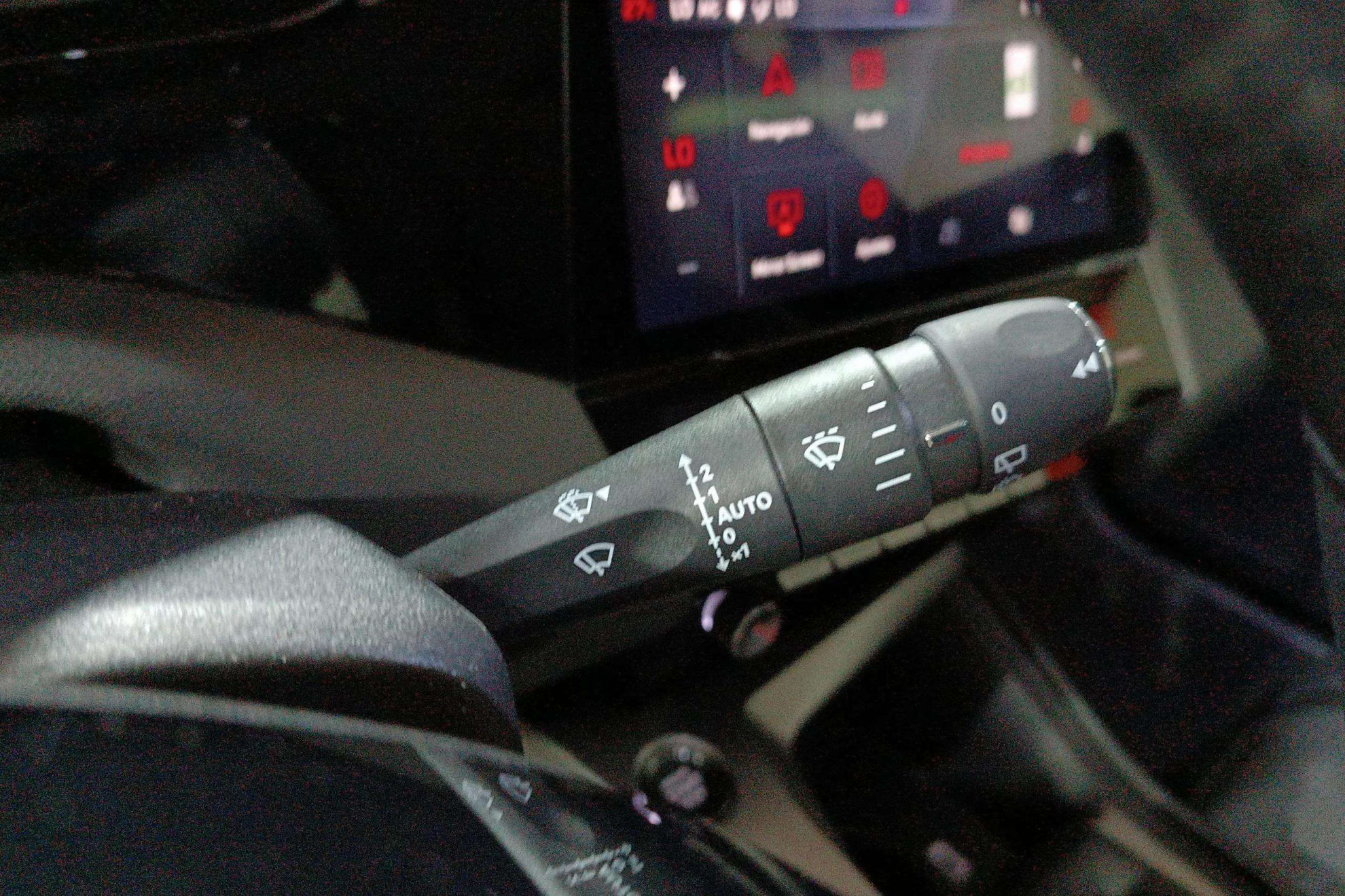 Peugeot 308 Allure PureTech 130 EAT8 - foto 15