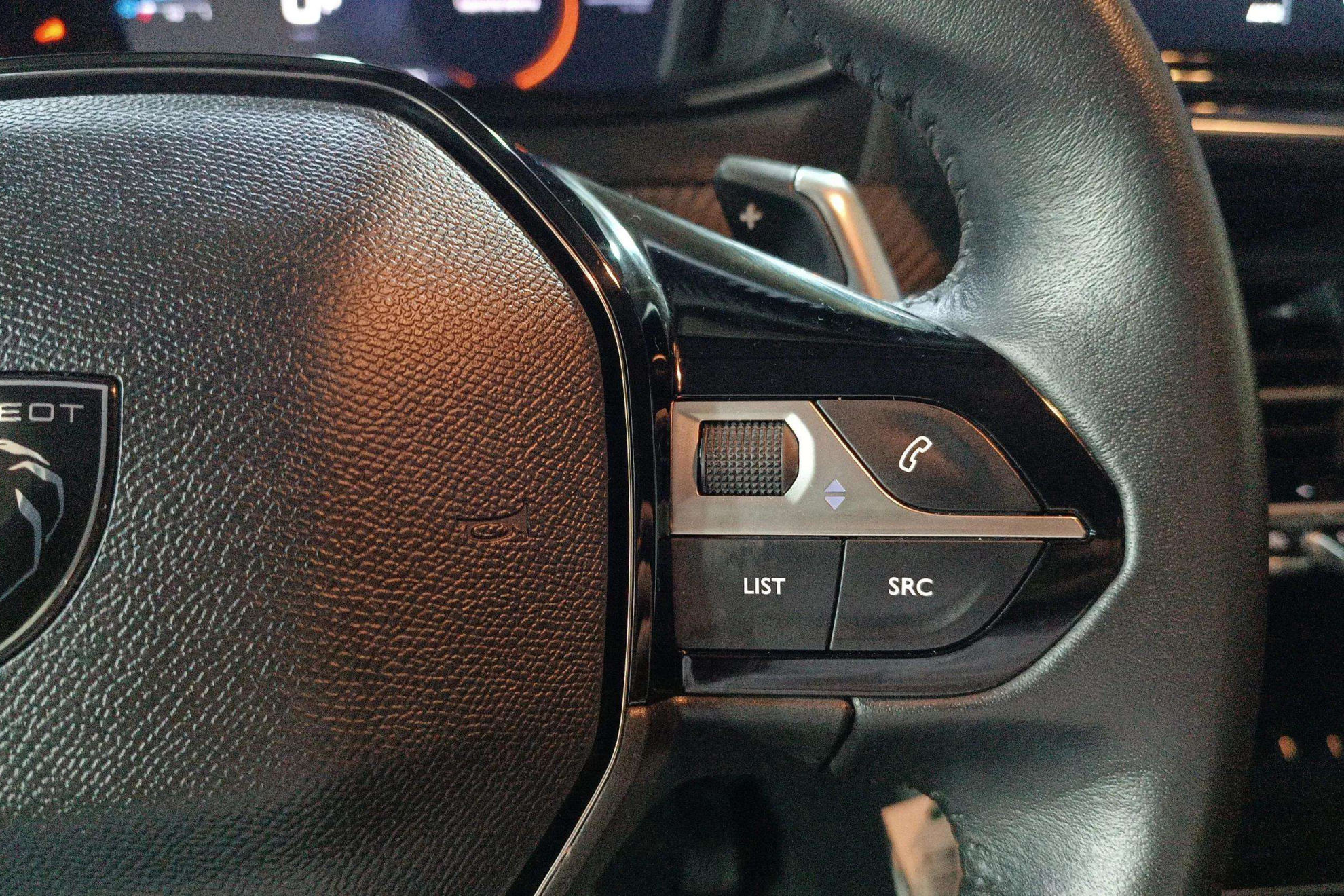 Peugeot 208 Allure Hybrid 110eDCS6 - foto 17