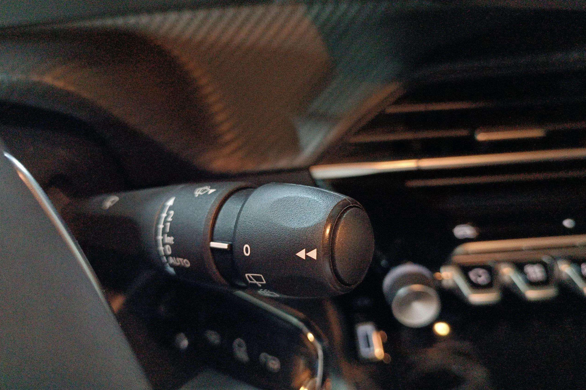 Peugeot 208 Allure Hybrid 110eDCS6 - foto 15
