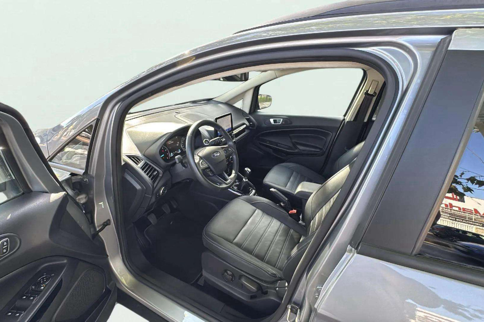 Ford EcoSport 1.0T EcoBoost Active - foto 10