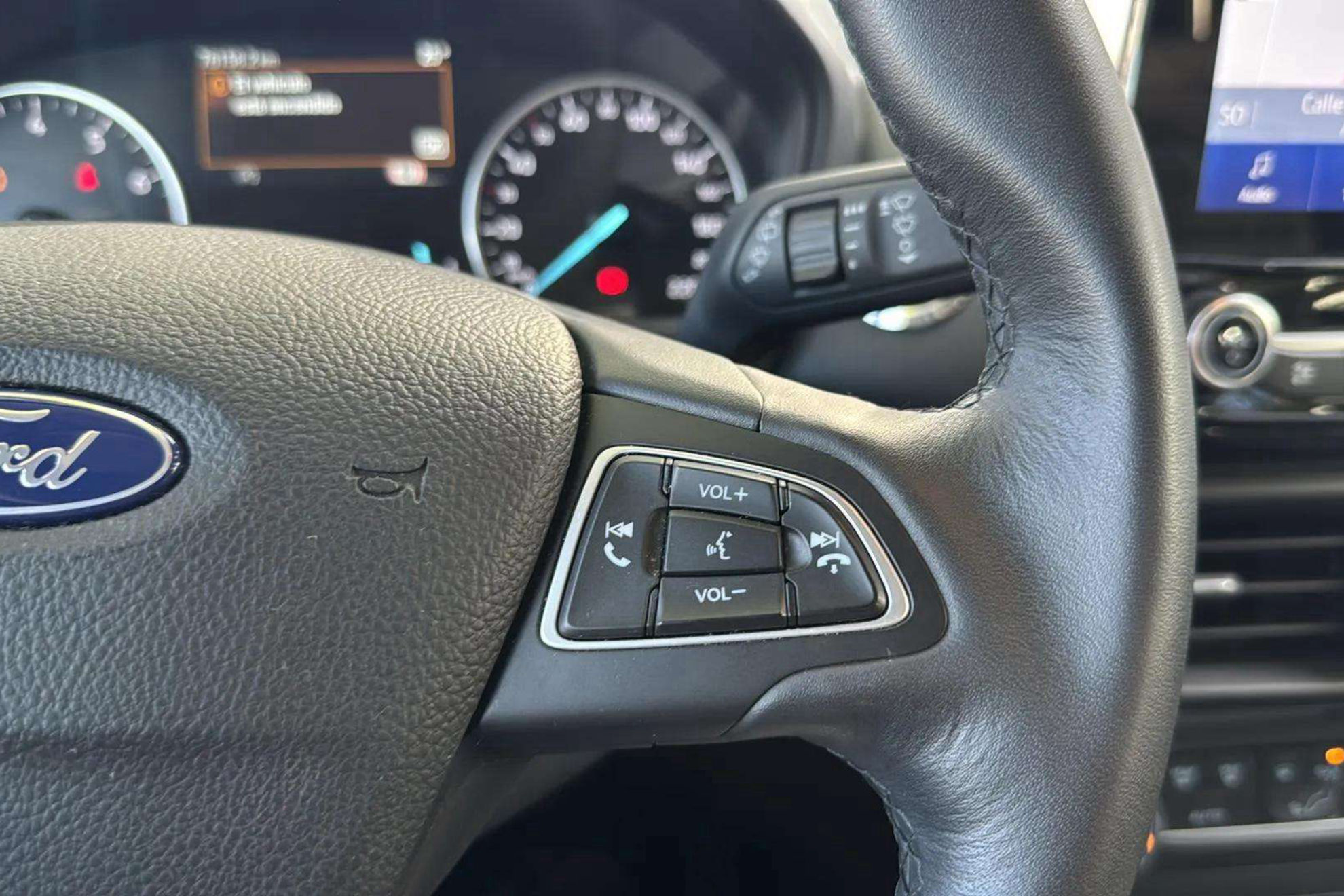 Ford EcoSport 1.0T EcoBoost Active - foto 23