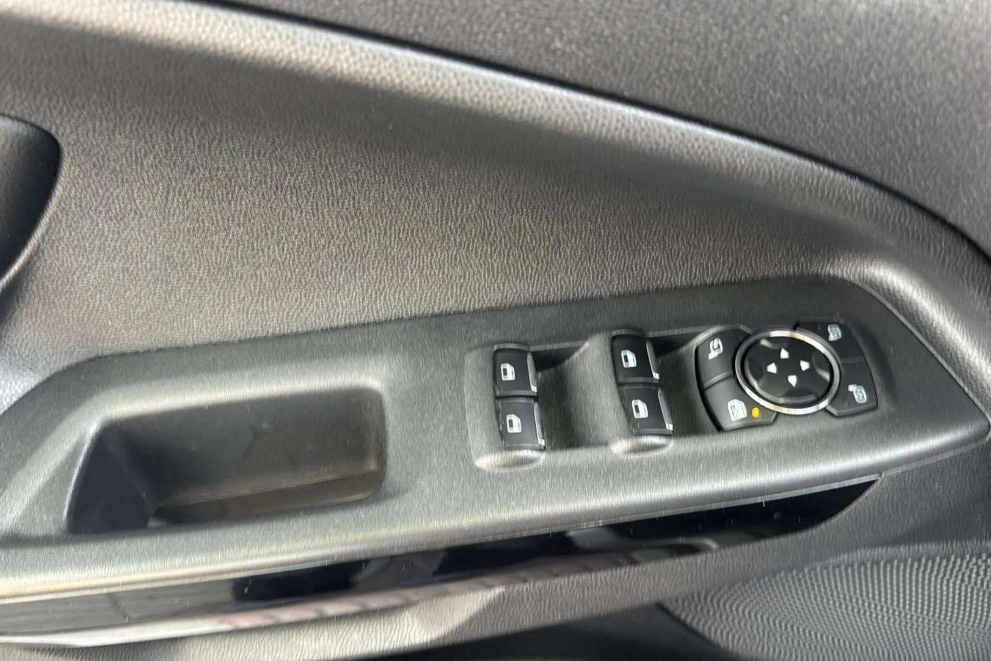 Ford EcoSport 1.0T EcoBoost Active - foto 21