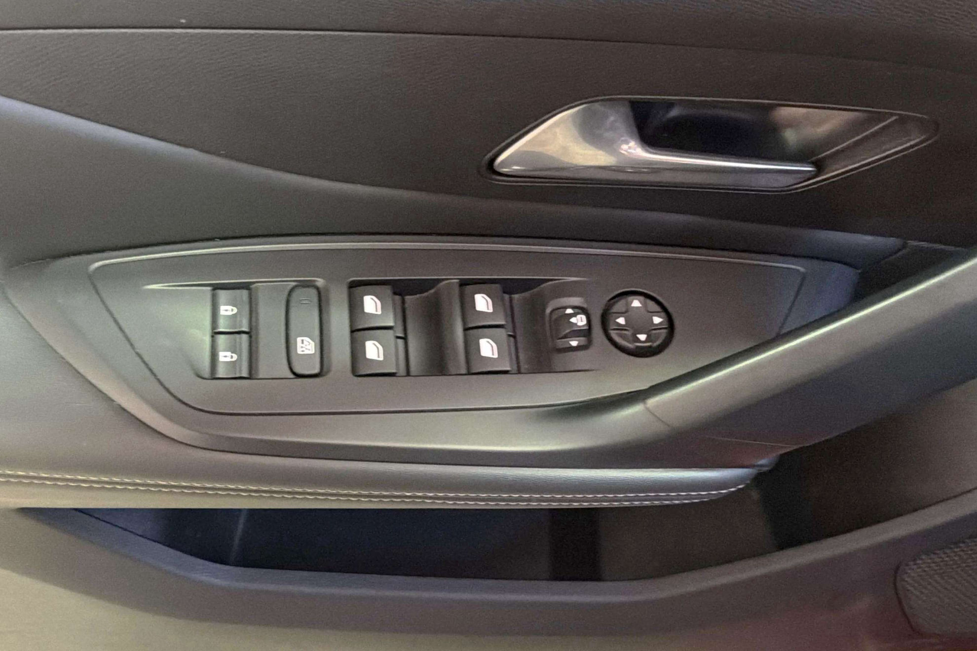 Peugeot 308 Allure PureTech 130 - foto 14
