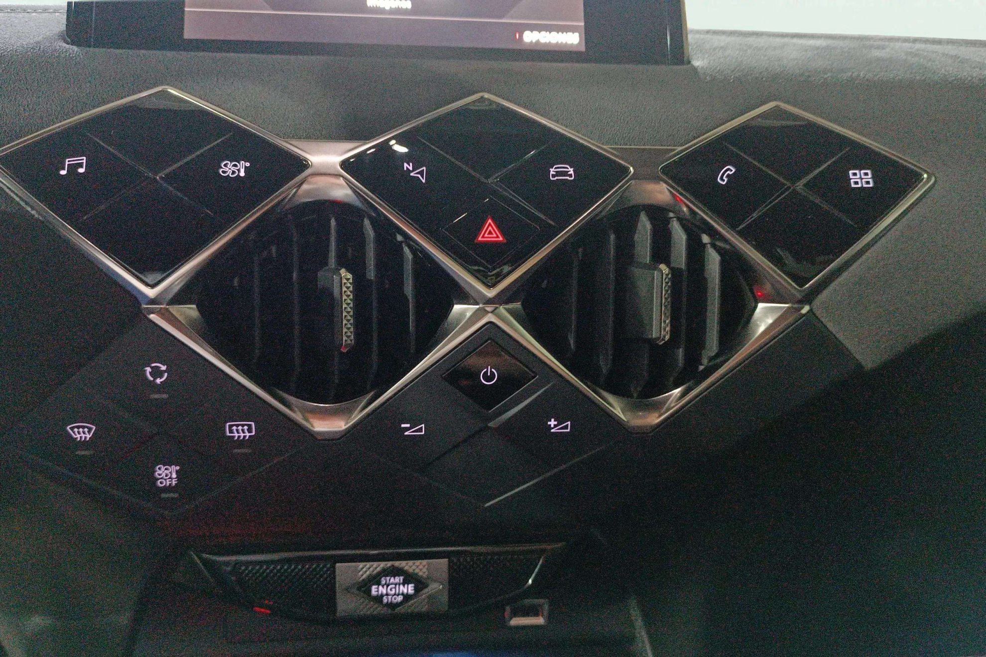 DS DS 3 Crossback BlueHDi Performance Line - foto 19