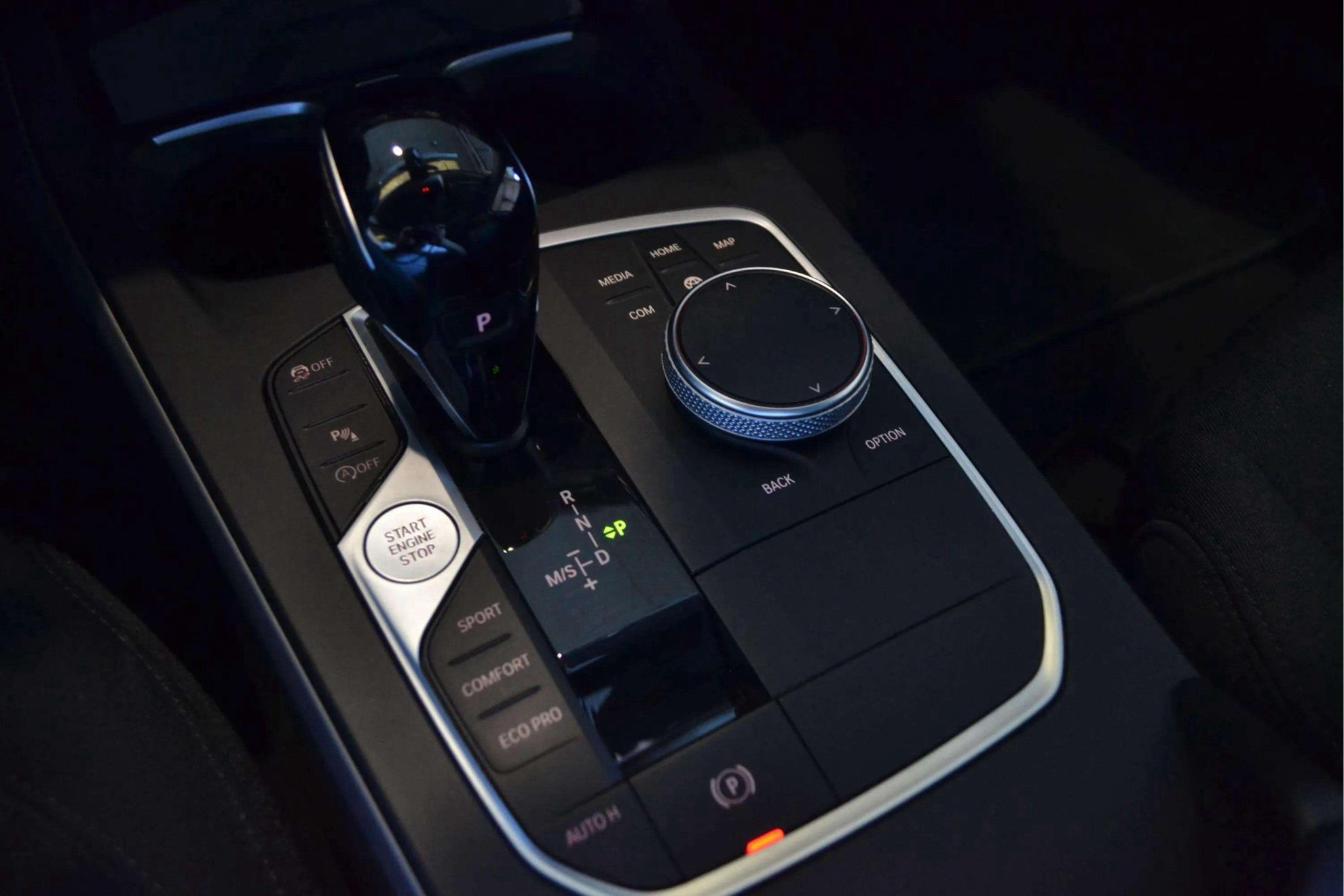 BMW Serie 1 118i - foto 24