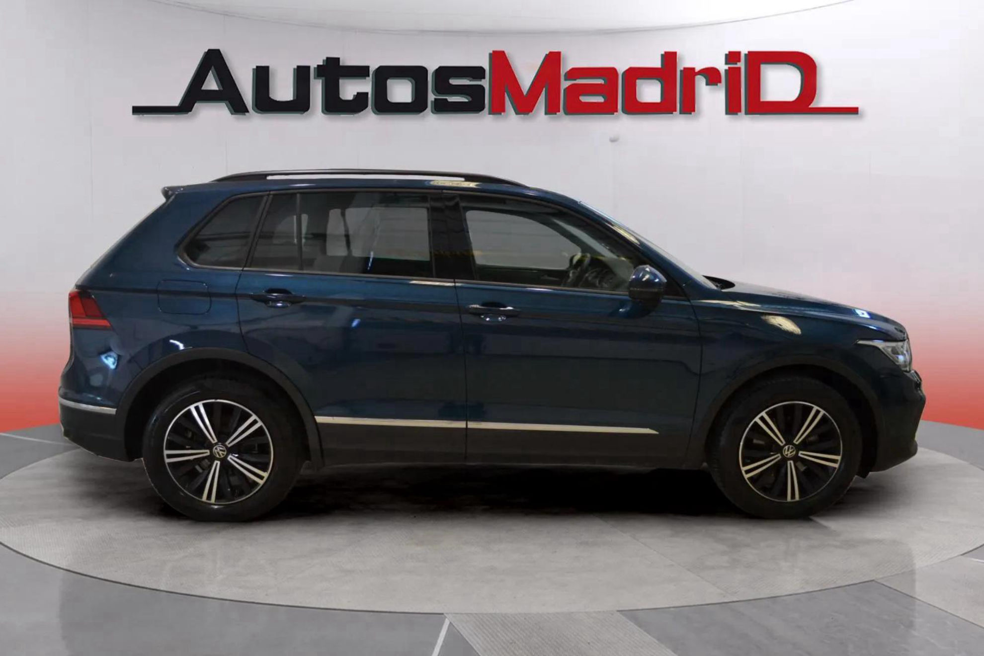 Volkswagen Tiguan Life 2.0 TDI DSG - foto 7