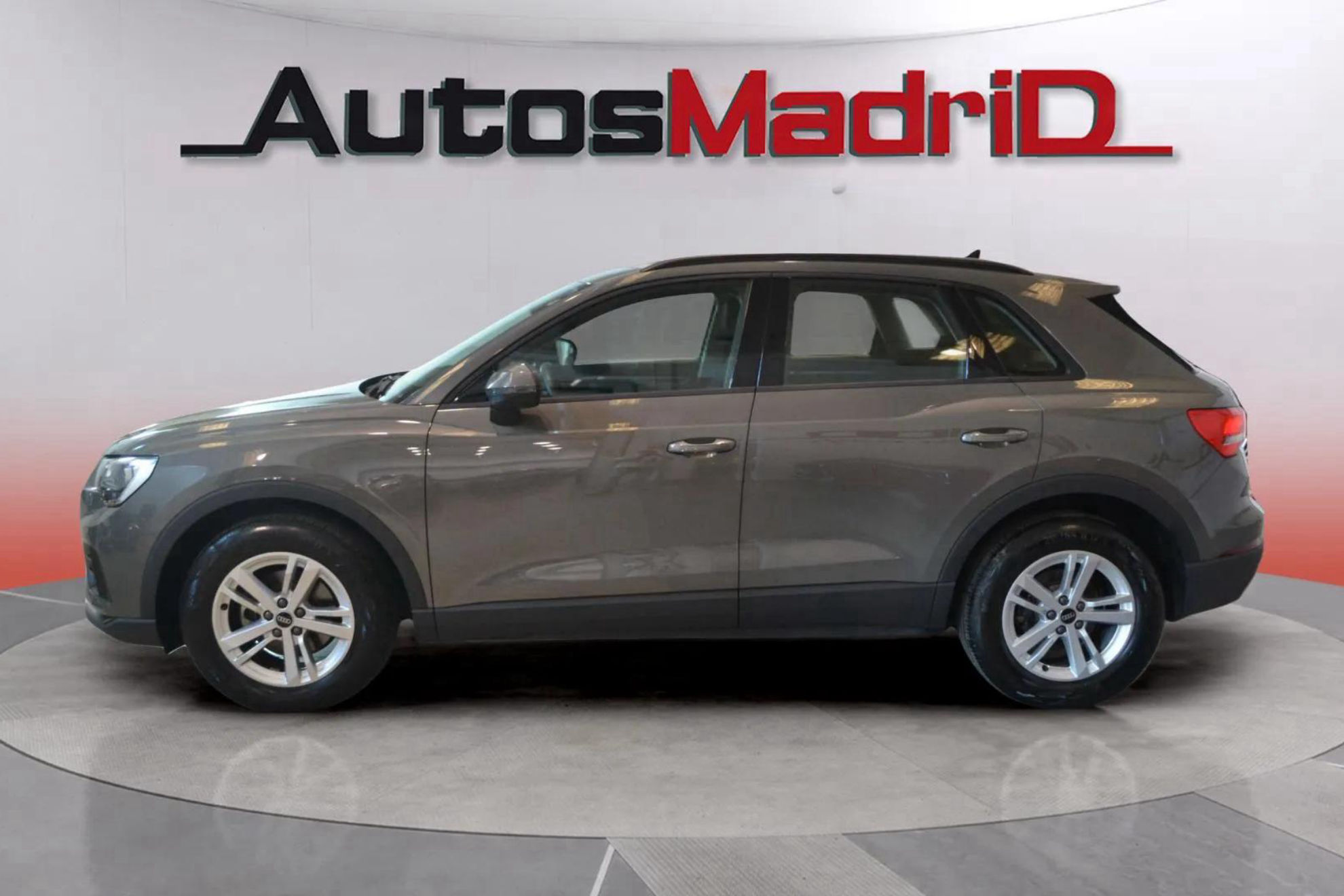 Audi Q3 35 TDI S tronic - foto 4