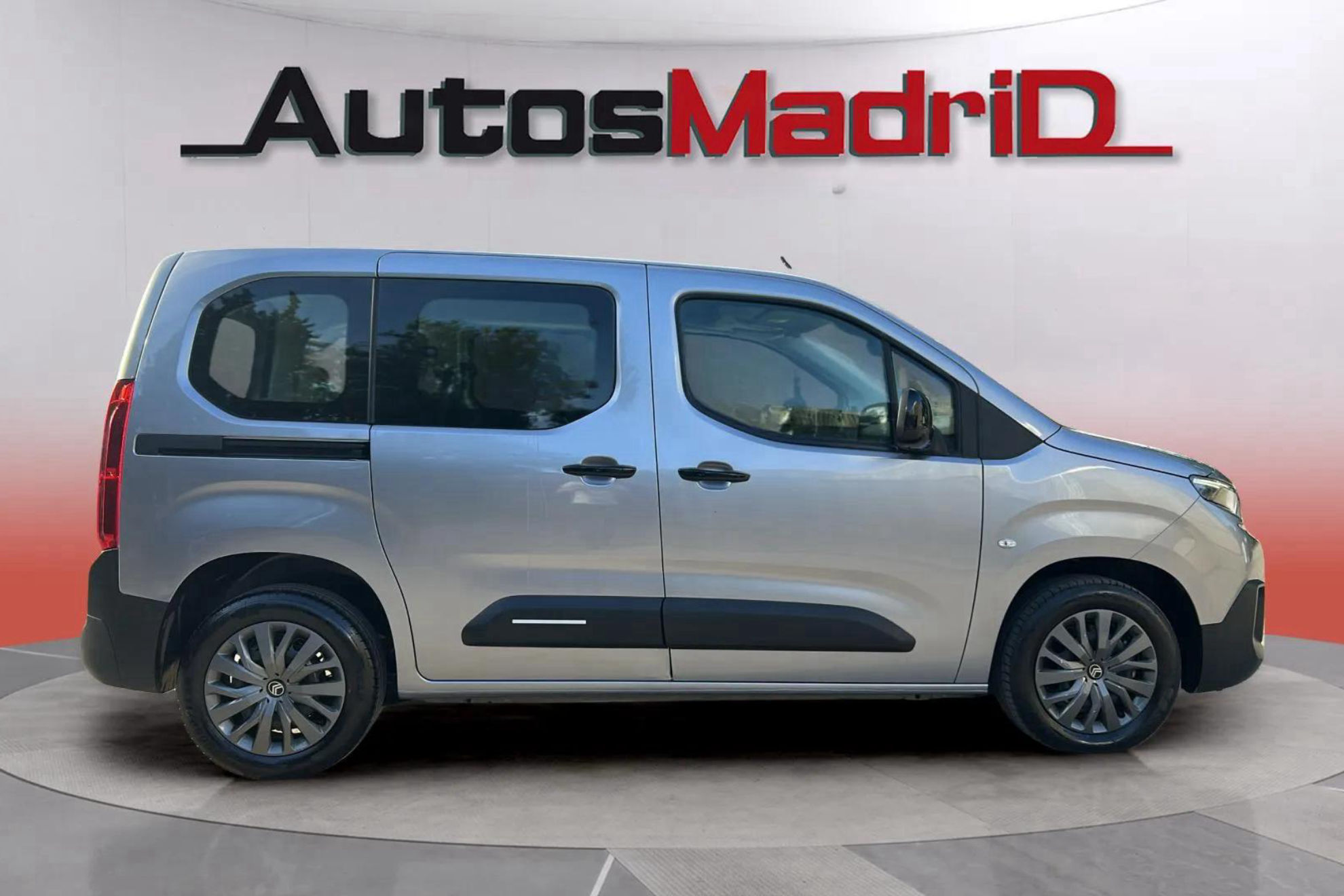 Citroën Berlingo Talla M BlueHDi 100 Plus - foto 8