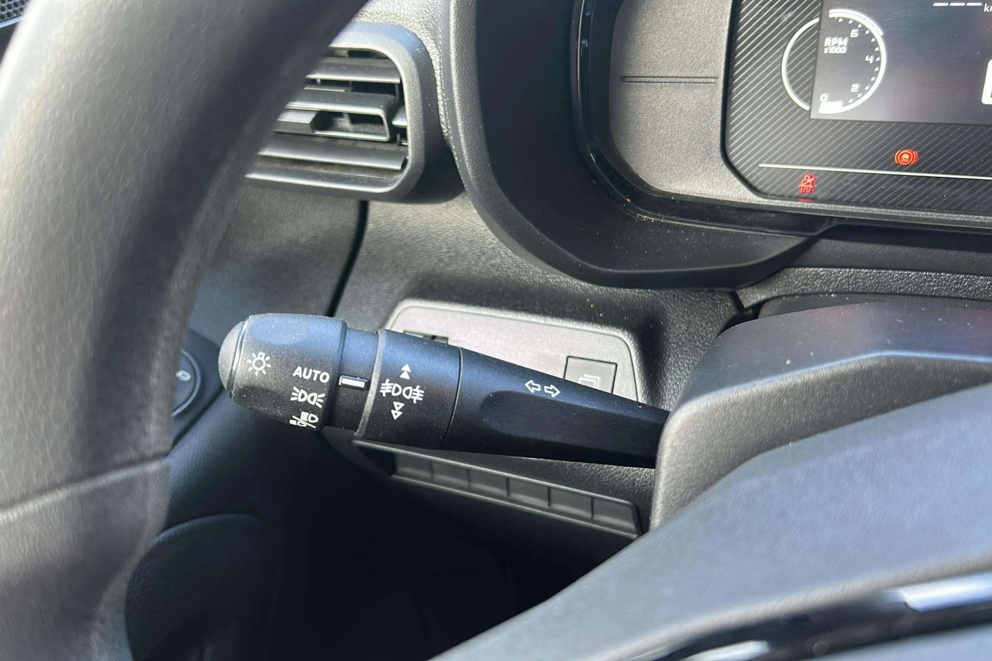 Citroën Berlingo Talla M BlueHDi 100 Plus - foto 20