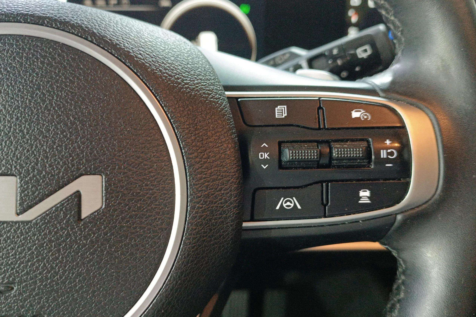 Kia Sportage 1.6 T-GDi PHEV Drive 4x4 - foto 18