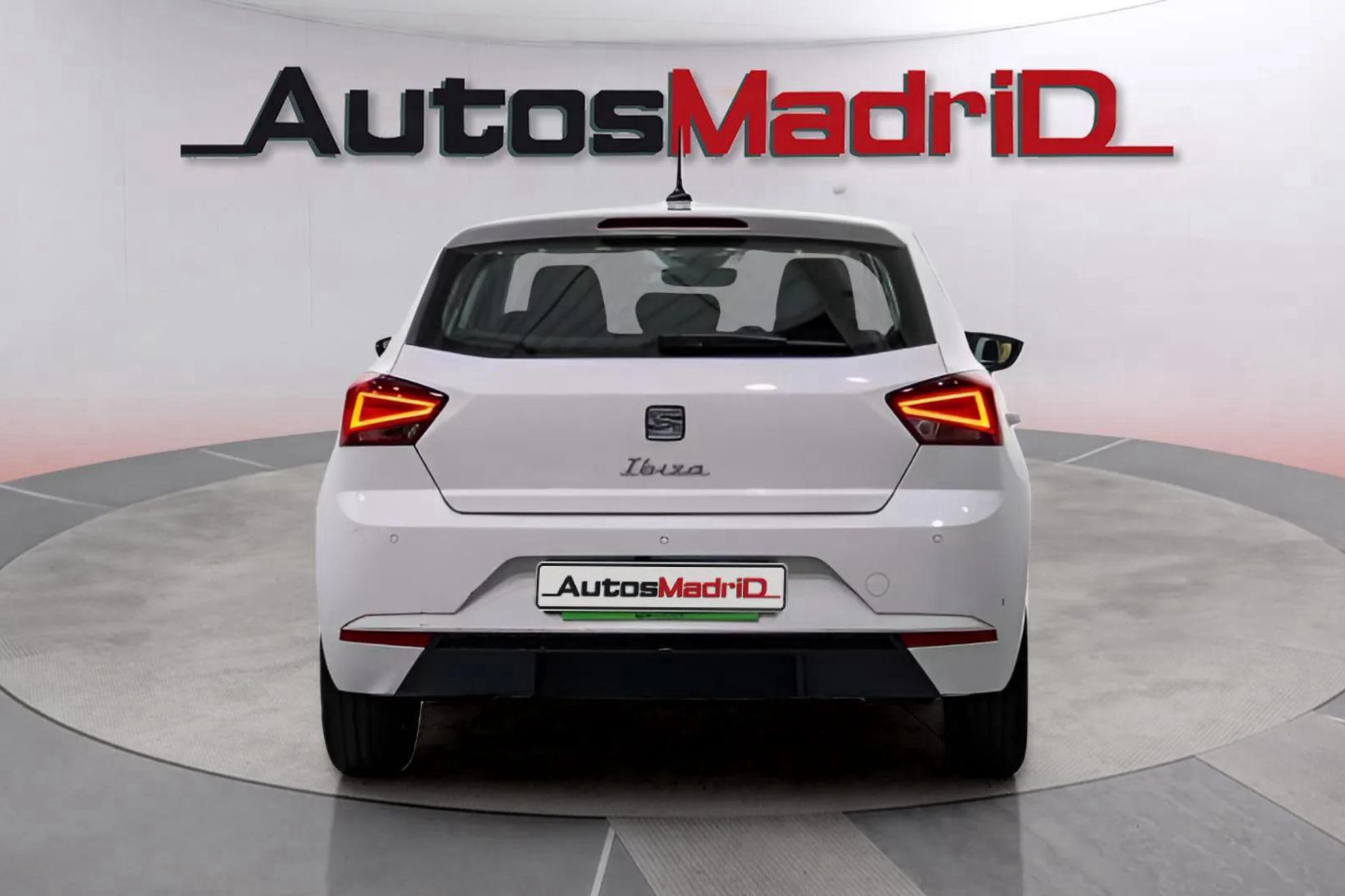 SEAT Ibiza 1.0 TSI Style Plus - foto 2