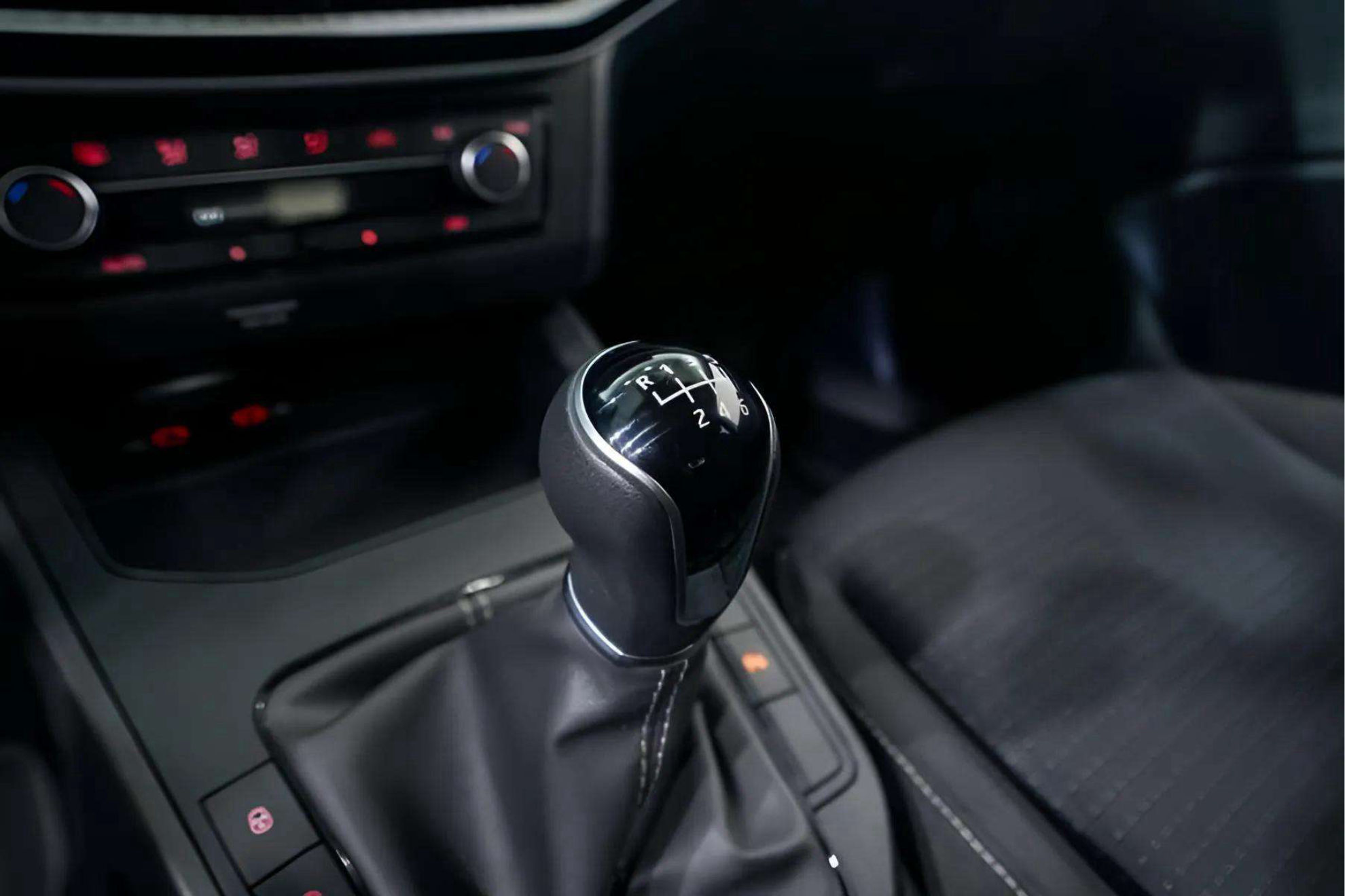 SEAT Ibiza 1.0 TSI Style Plus - foto 17