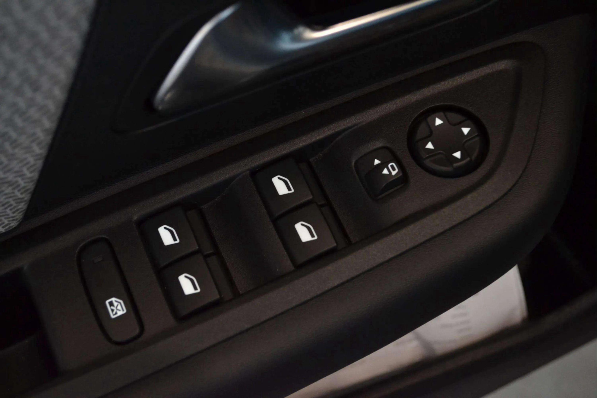 Citroën C4 PureTech 130 EAT8 Shine - foto 12